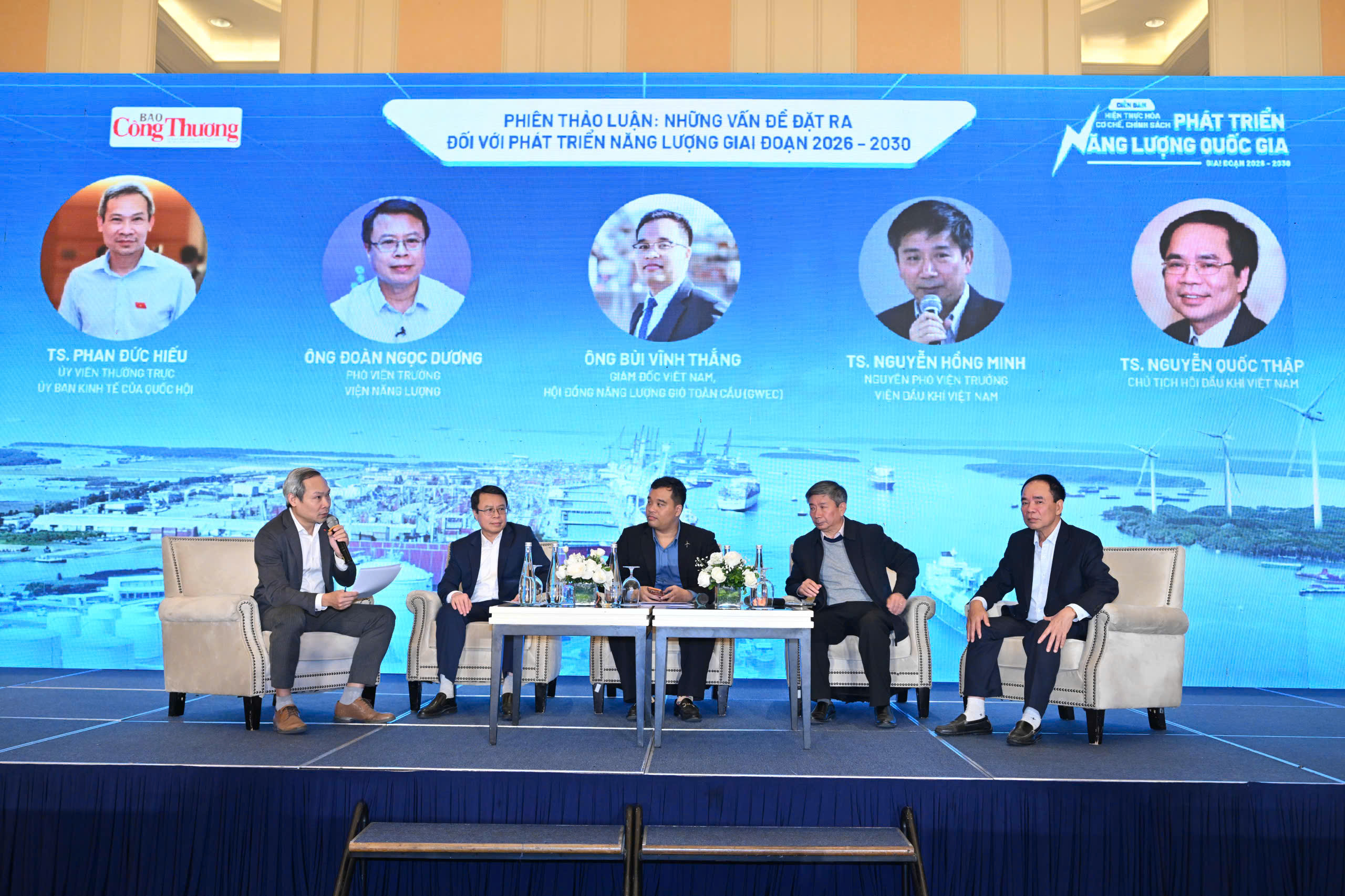 Nghị quyết 253: Chính sách 'dẫn đường' cho năng lượng tăng tốc