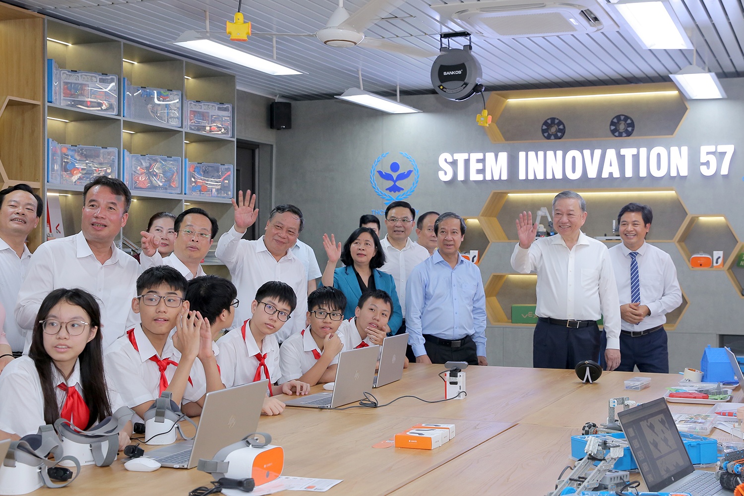 STEM Innovation Petrovietnam khơi mạch nguồn tri thức công nghệ
