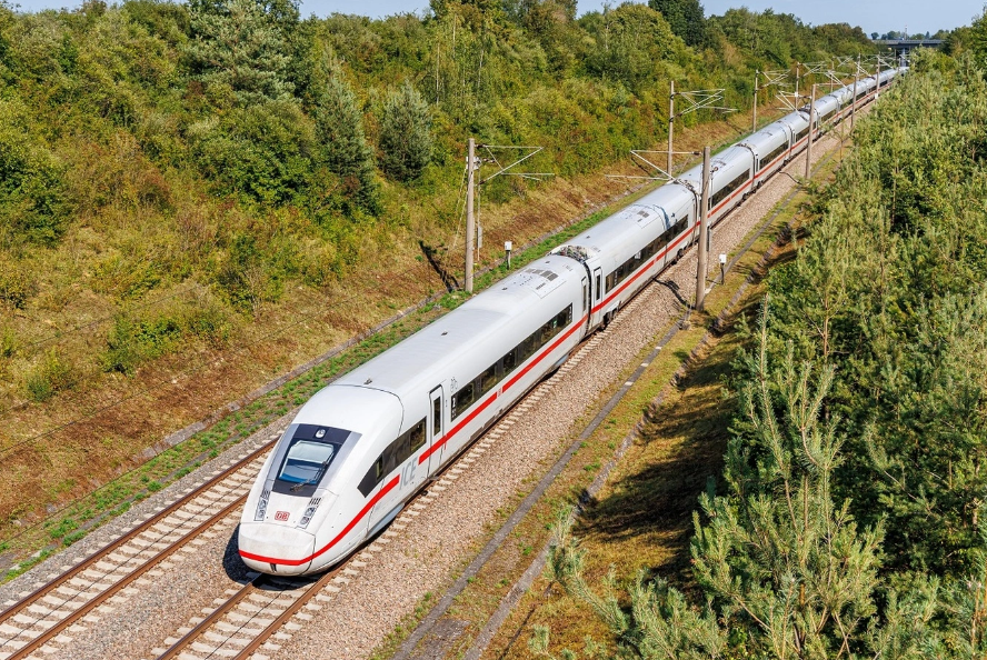 Bộ Xây dựng nói về huy động vốn dự án đường sắt cao tốc Bắc - Nam