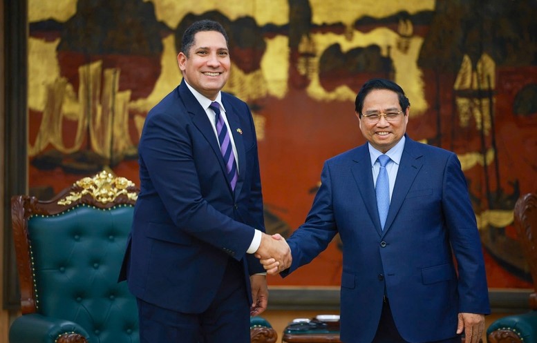 Thủ tướng đề nghị doanh nghiệp Thụy Điển tăng tỷ lệ nội địa hóa tại Việt Nam