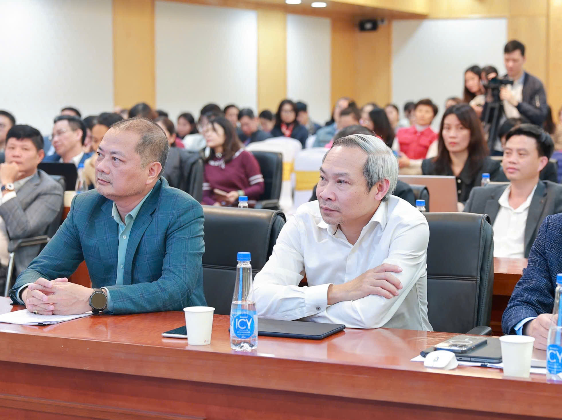 Xuất nhập khẩu và yêu cầu tái định hình chiến lược phát triển