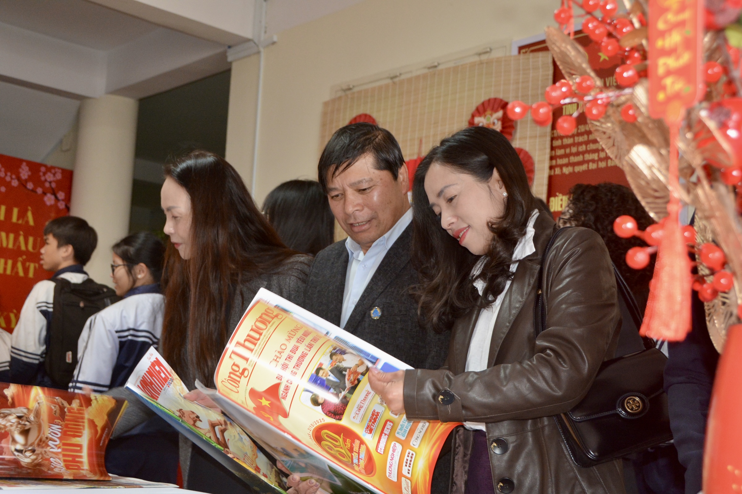 Lâm Đồng rộn ràng khai mạc Hội sách, báo xuân Bính Ngọ 2026