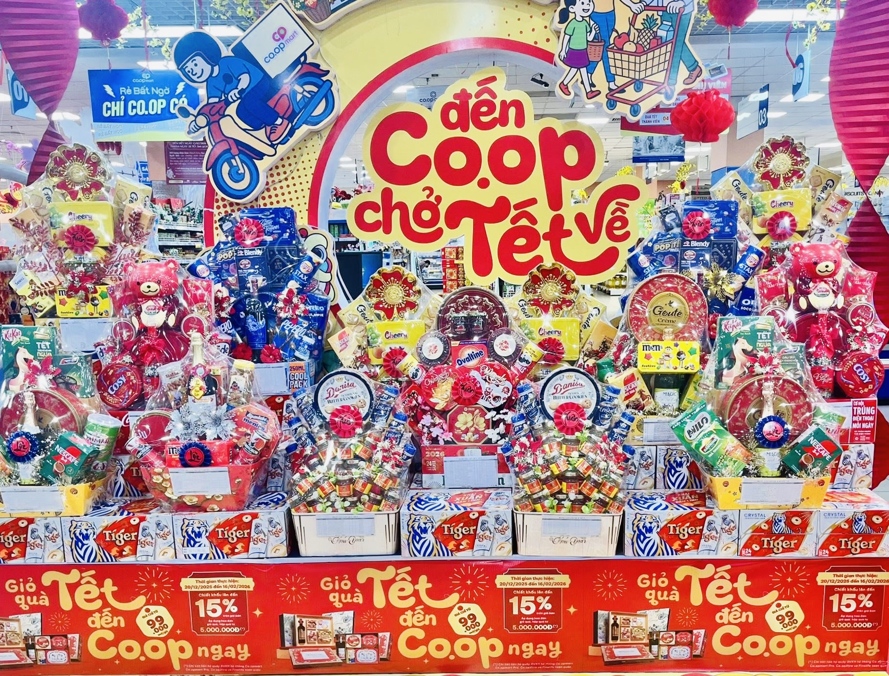 Gia Lai: Lẵng quà 'chiếm sóng' thị trường Tết 