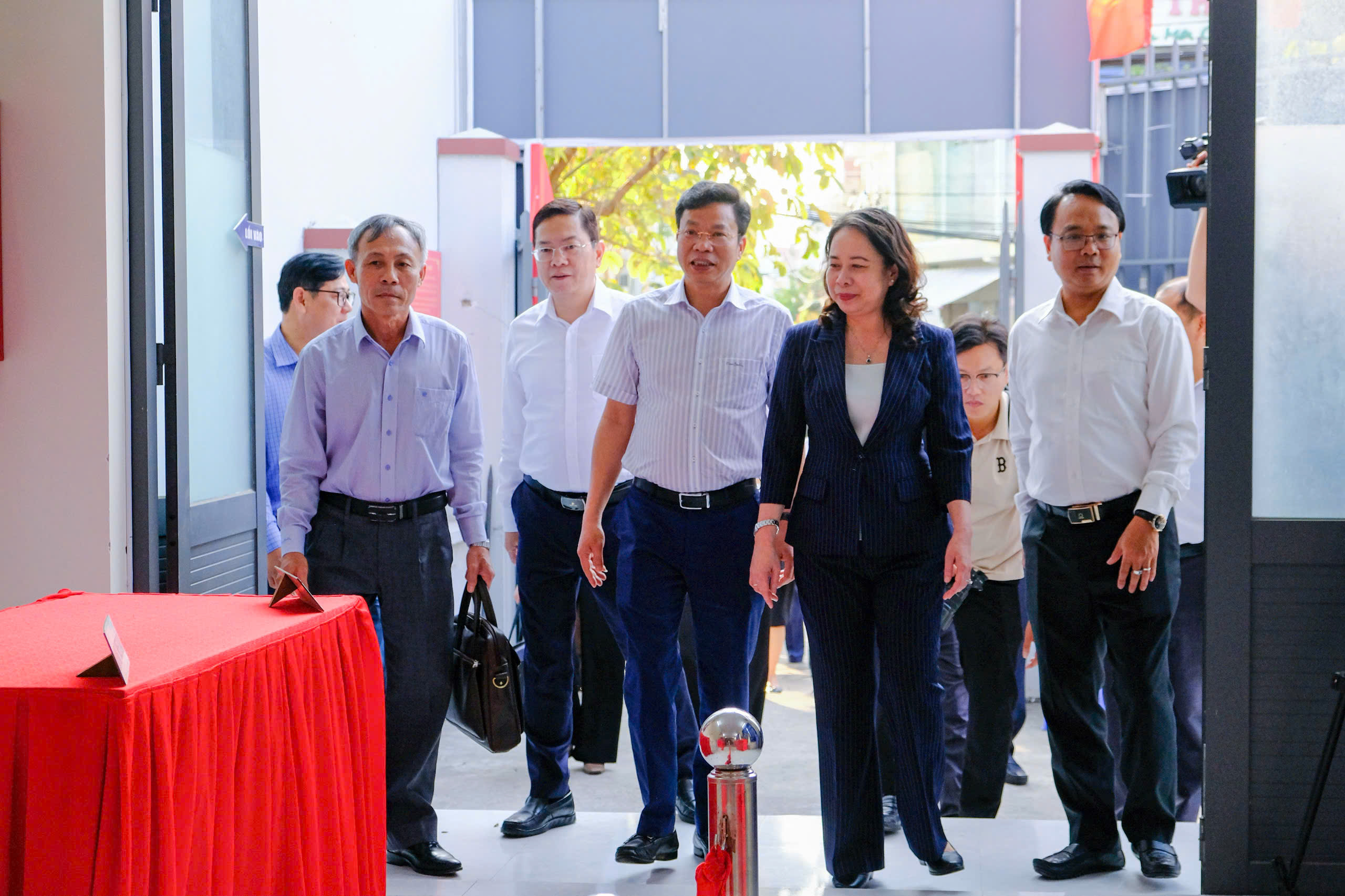 Phó Chủ tịch nước kiểm tra công tác chuẩn bị bầu cử tại Lâm Đồng