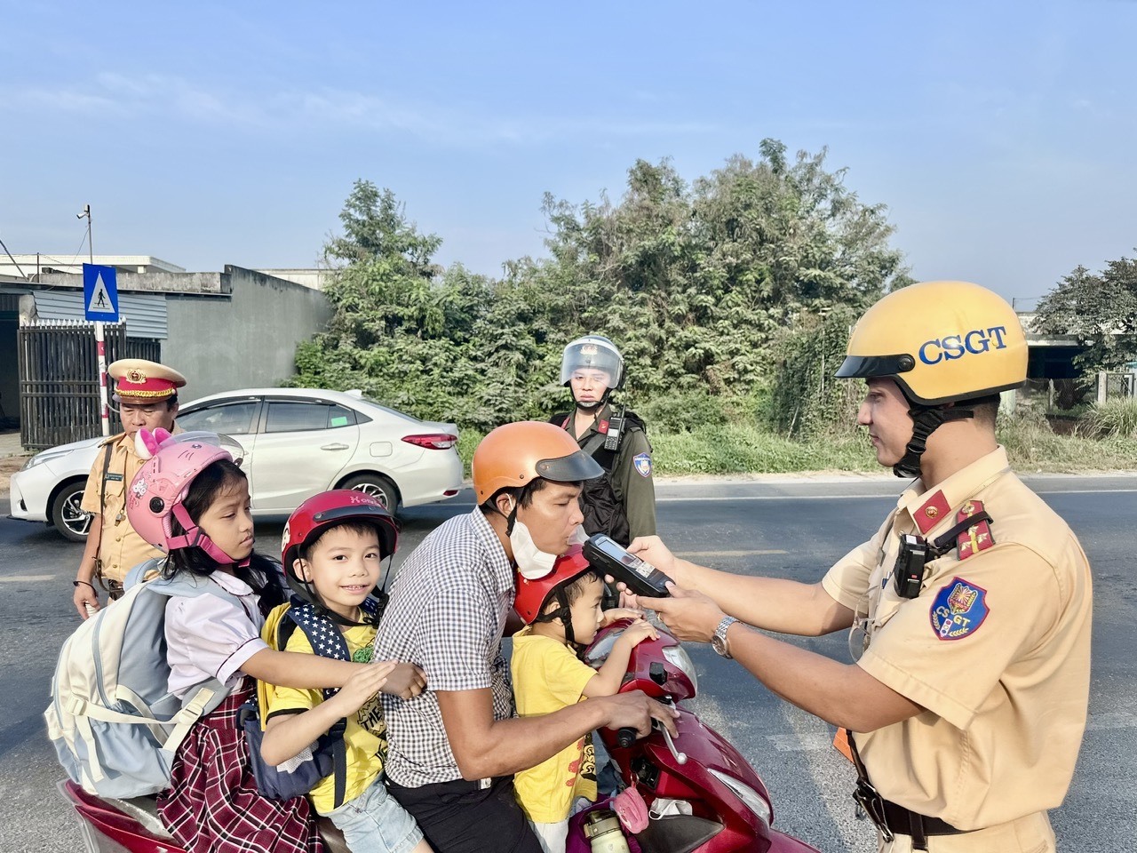 Tây Ninh: Siết chặt tuần tra, kiểm soát giao thông phục vụ cao điểm Tết 