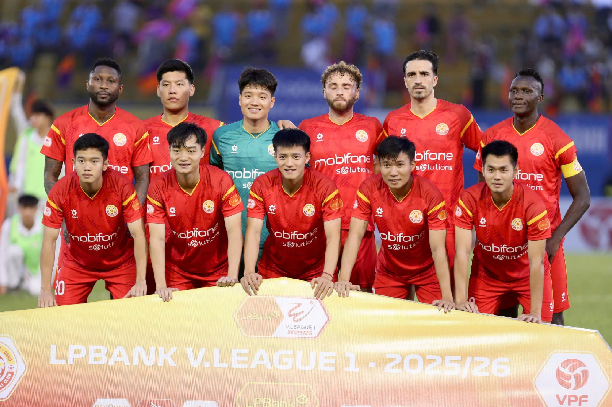 Bảng xếp hạng mới nhất V-League 2025/26 có gì đáng chú ý?