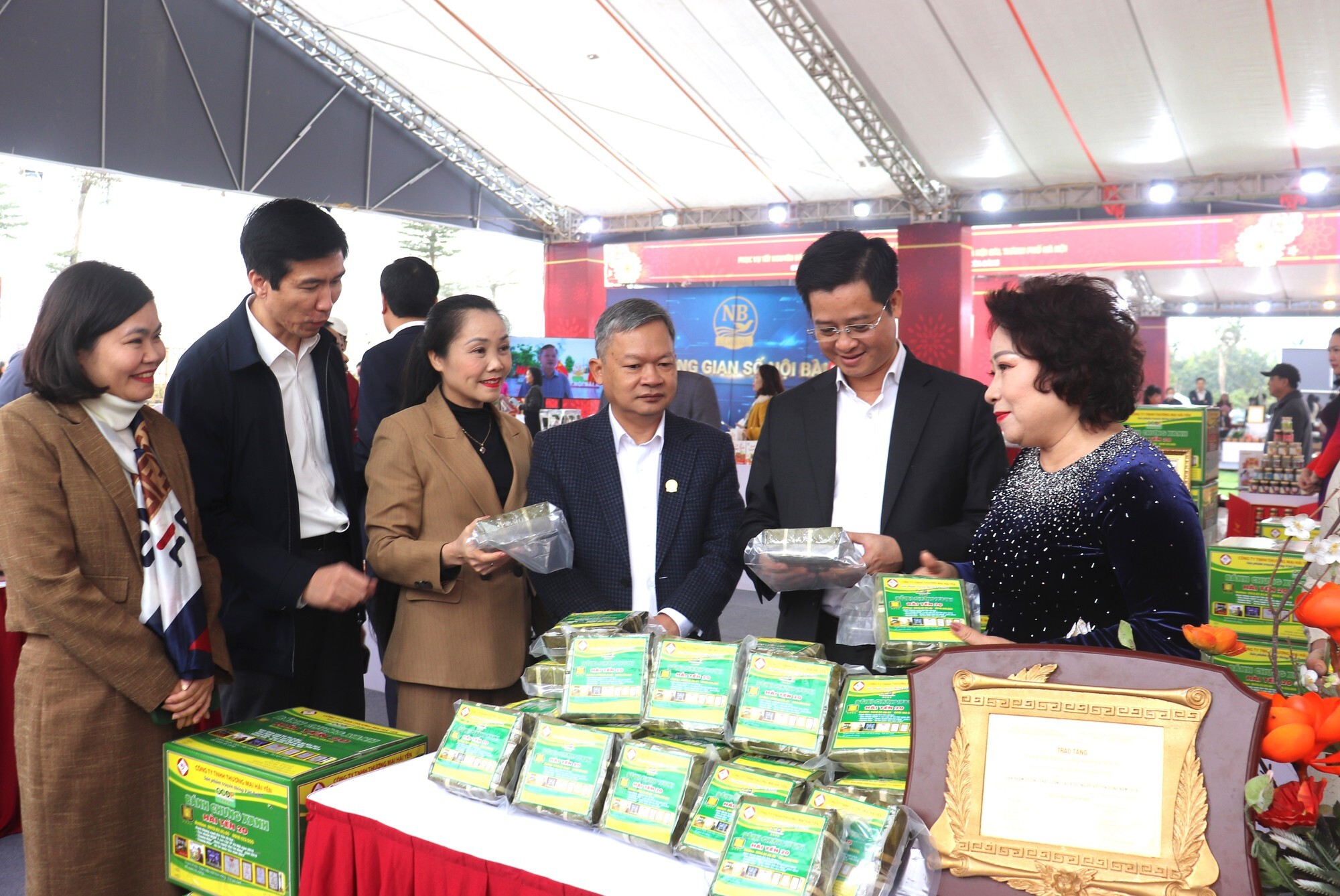 Đưa sản phẩm làng nghề truyền thống đến gần hơn với du khách