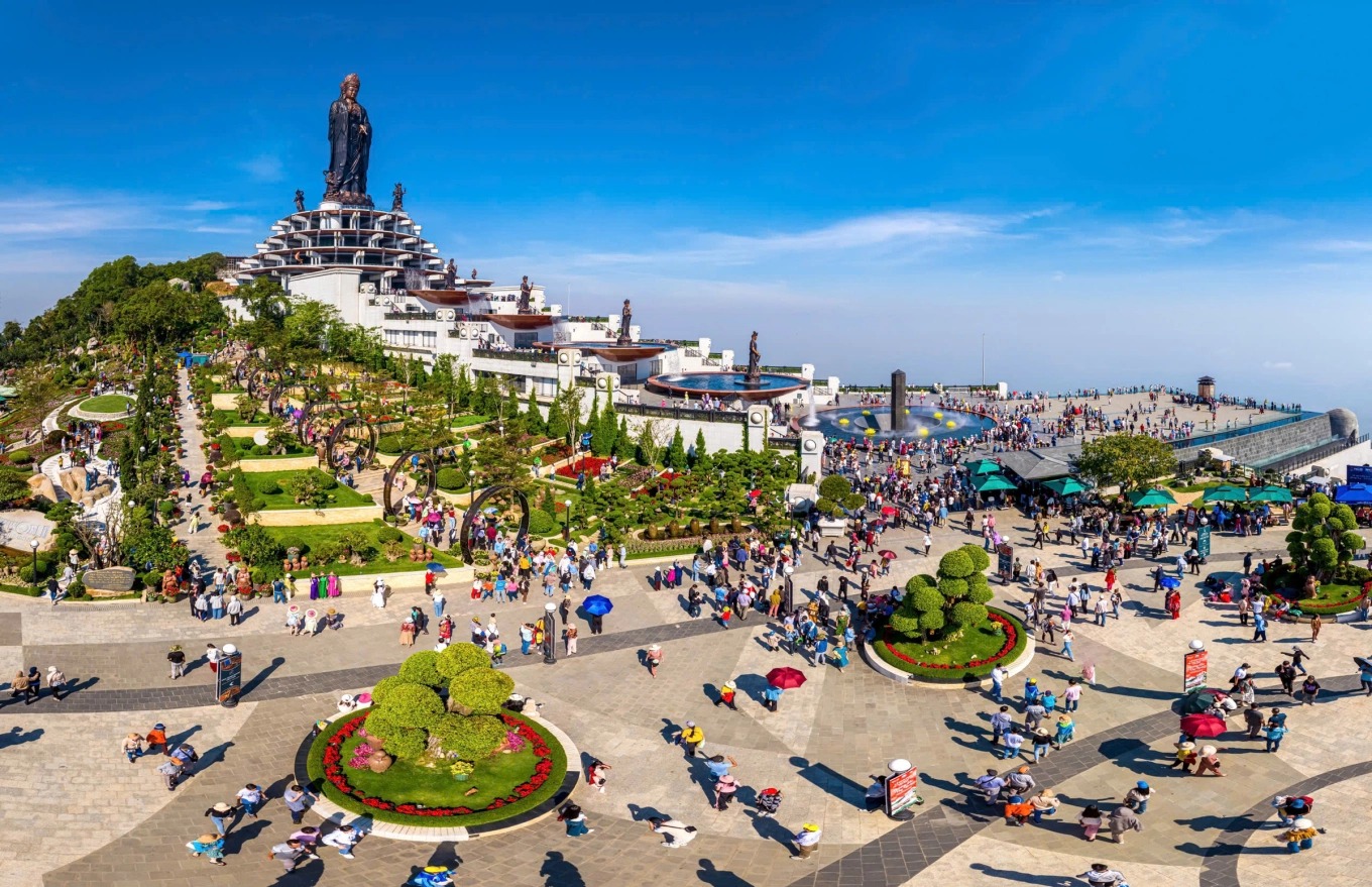 Những lễ hội mùa xuân quy mô lớn nhất trên cả nước tết Bính Ngọ 2026