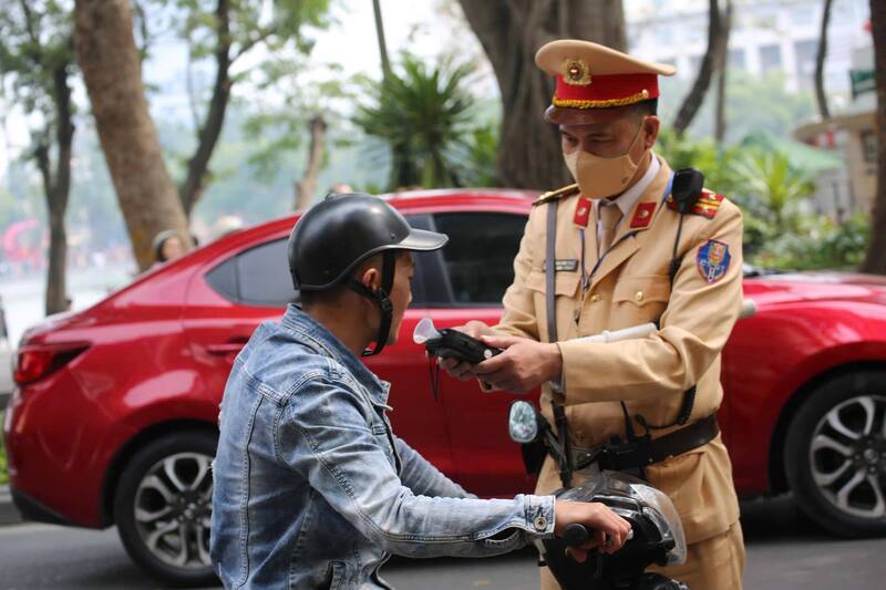 An toàn giao thông: Đừng đợi thảm kịch lên tiếng