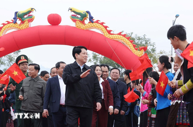 Chủ tịch nước Lương Cường dự Lễ phát động 'Tết trồng cây đời đời nhớ ơn Bác Hồ' tại Lào Cai