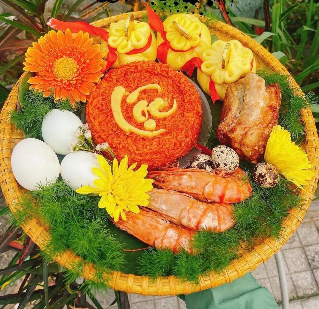 Mâm tam sên, 'vàng ăn được' đắt khách trước ngày vía Thần Tài