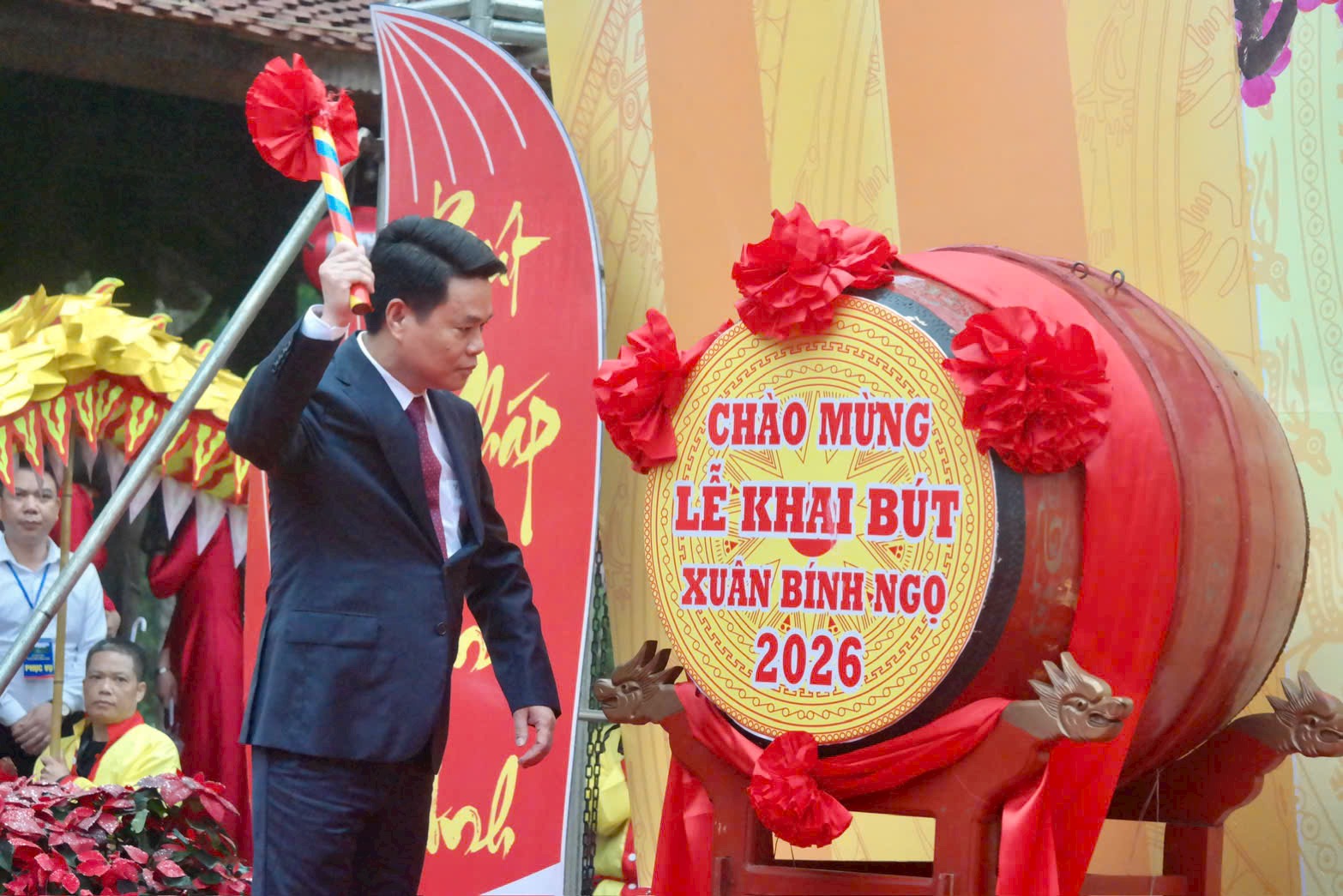 Hải Phòng: Rộn ràng khai bút đầu xuân, tôn vinh truyền thống hiếu học