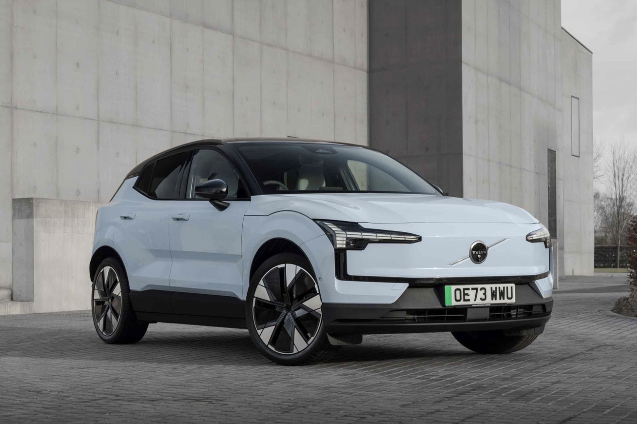 Volvo triệu hồi hơn 40.000 xe điện, người dùng lưu ý gì?