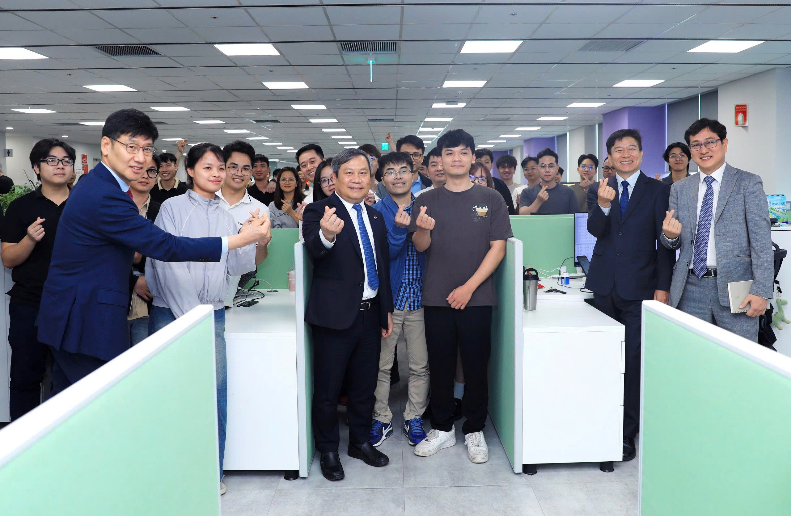 Hà Nội kỳ vọng Meiko, Samsung đồng hành phát triển công nghệ, đổi mới sáng tạo