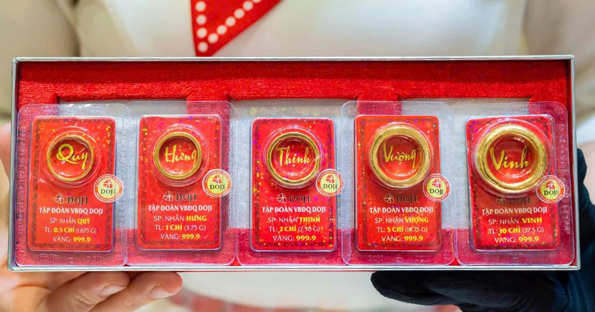 Giá vàng ngày vía Thần tài 2026: Vượt mốc 185 triệu đồng/lượng