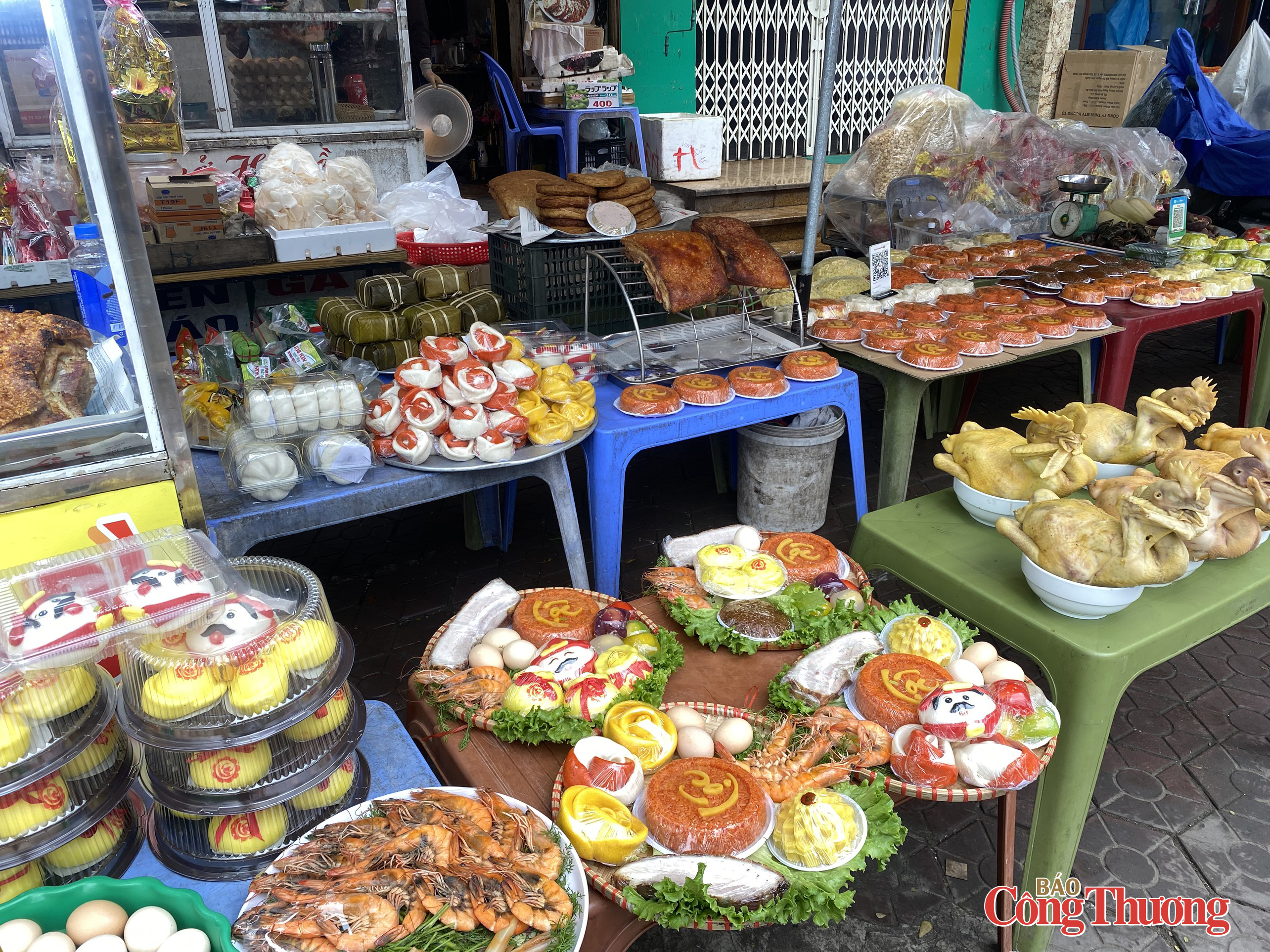 Đồ lễ trọn gói 'lên ngôi' ngày vía Thần Tài