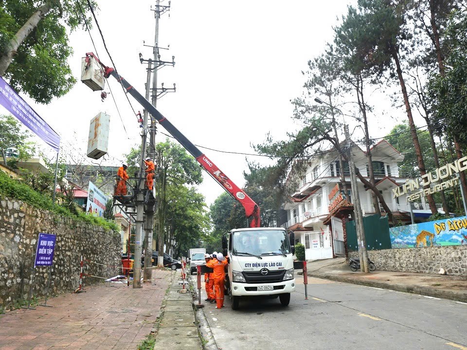 Lào Cai thực hiện Chỉ thị của Bộ Công Thương về bảo đảm cung cấp điện cao điểm
