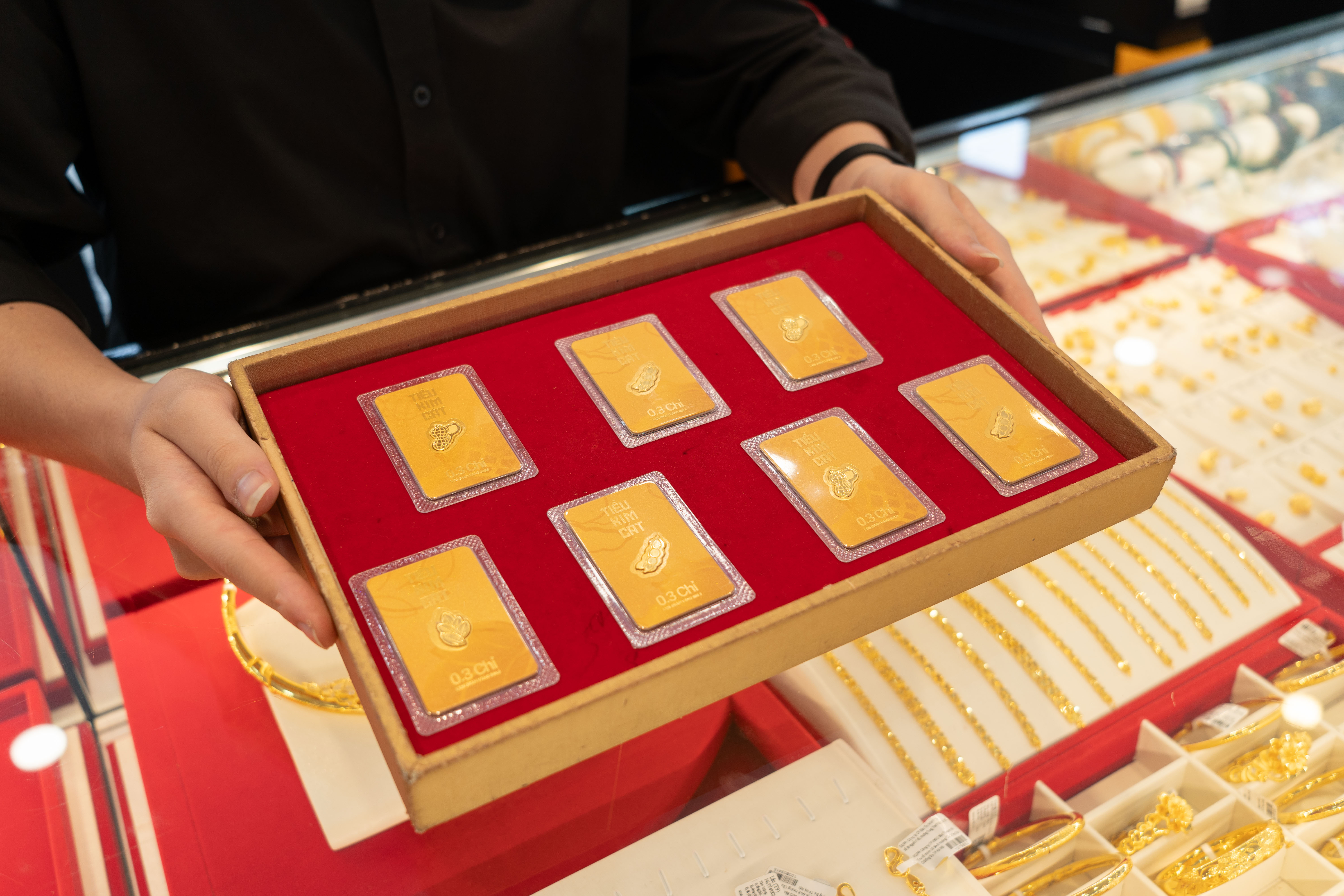 Giá vàng hôm nay ngày 05/03/2026: Lấy lại đà tăng