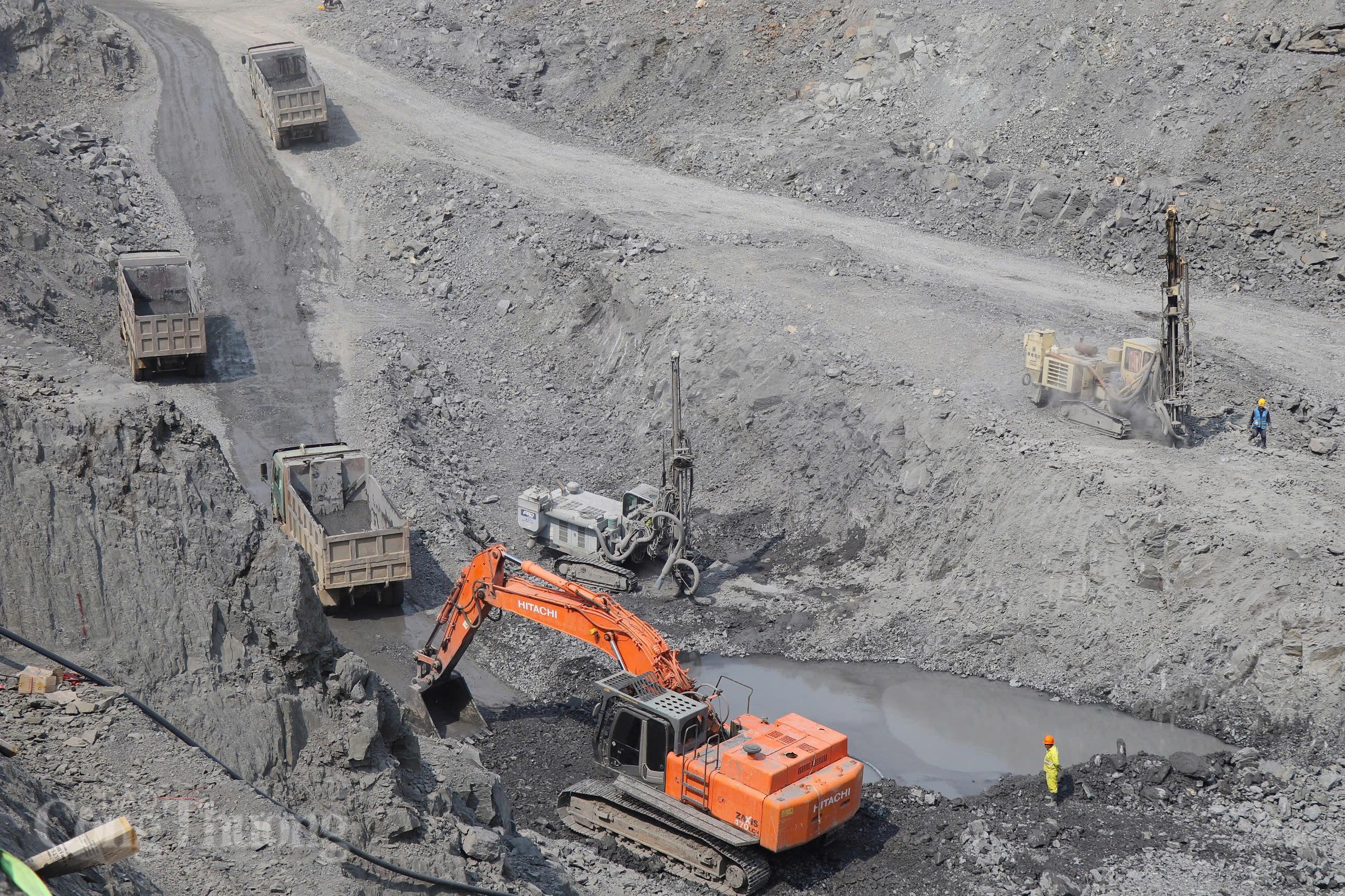 Rộn ràng khí thế đầu xuân trên công trường Thủy điện Trị An mở rộng