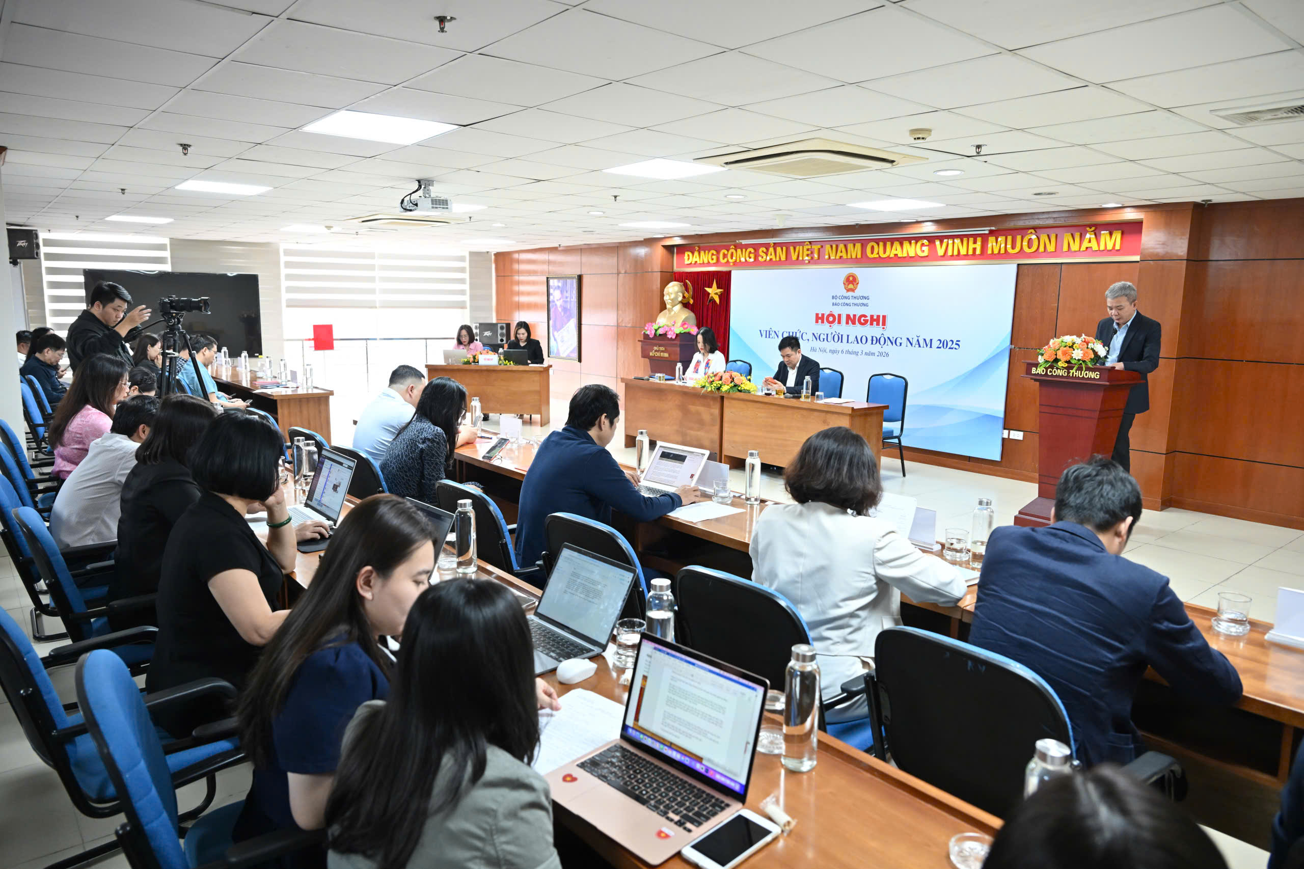 Báo Công Thương: Phát huy quyền làm chủ của người lao động