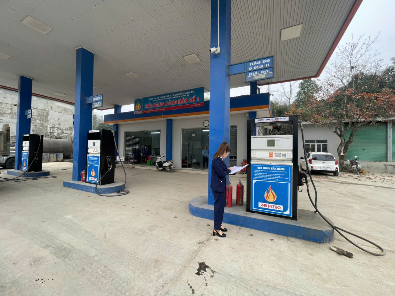 Lào Cai tăng cường kiểm tra, hoạt động kinh doanh xăng dầu ổn định