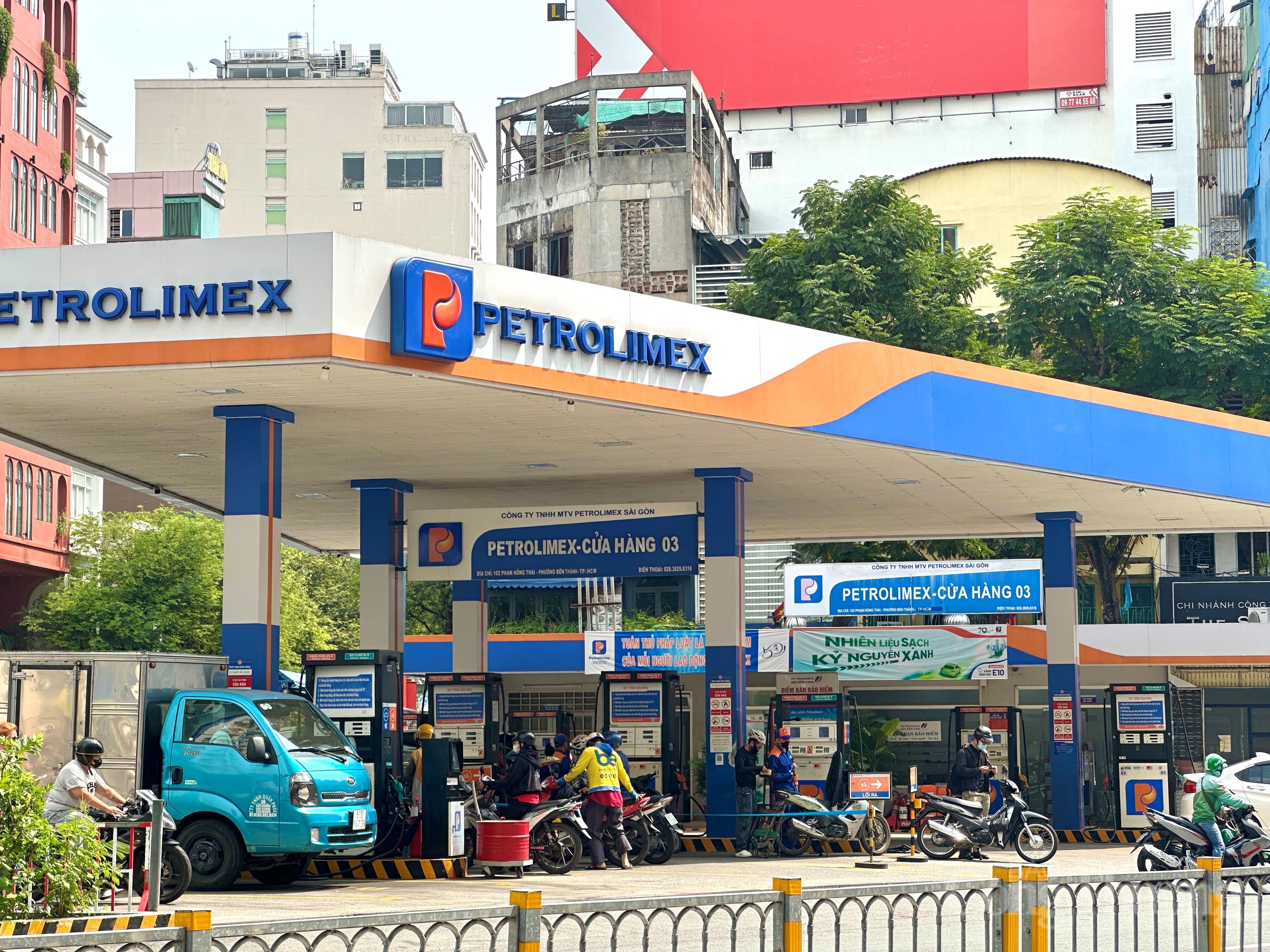 TP. Hồ Chí Minh: Thị trường xăng dầu ổn định