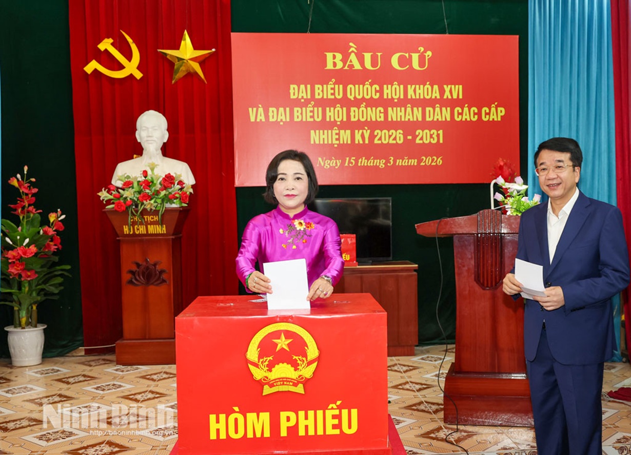 Gần 3,2 triệu cử tri Ninh Bình tham gia ngày hội non sông