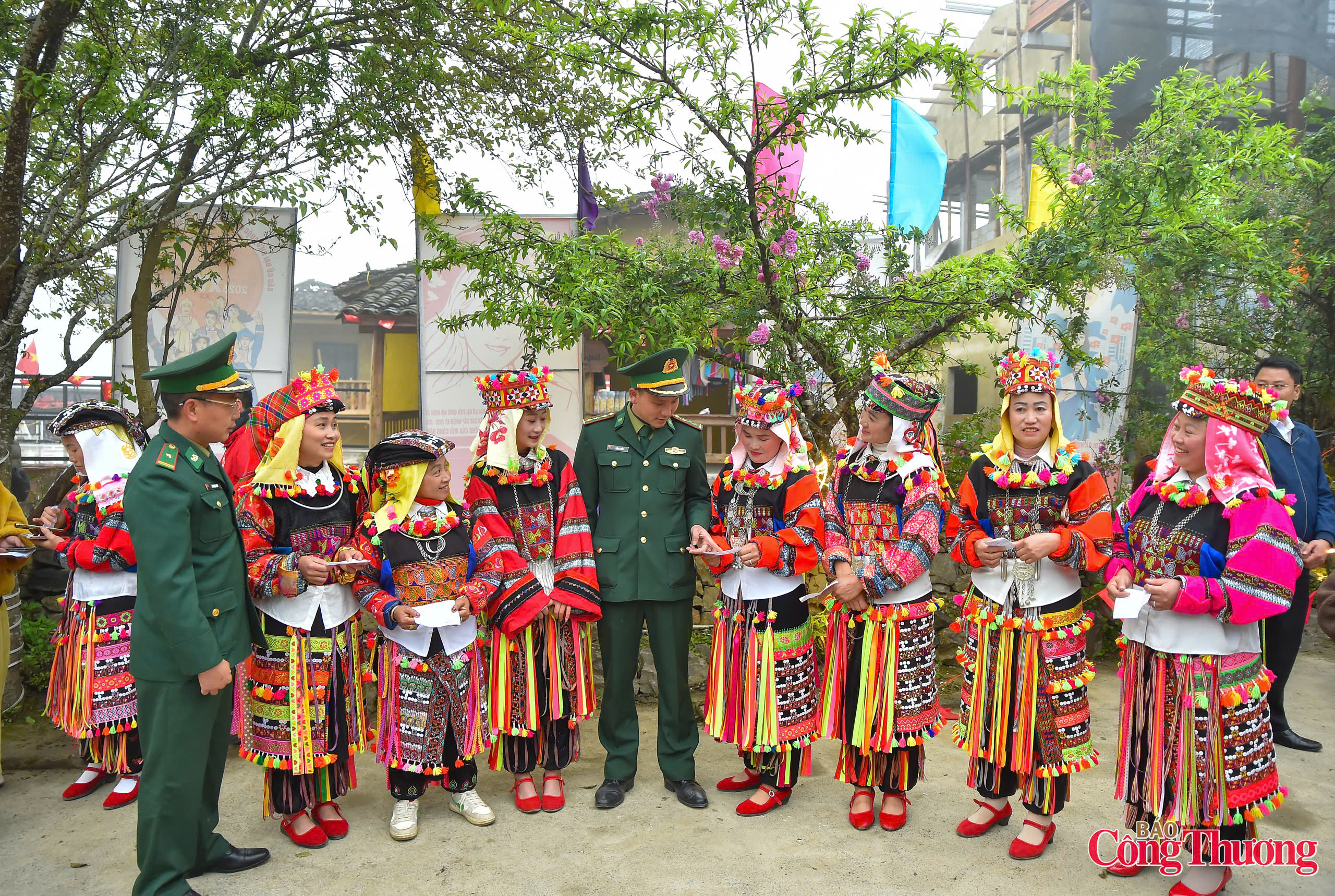 Tổng số cử tri tham gia bỏ phiếu bầu cử đạt tỷ lệ hơn 99%