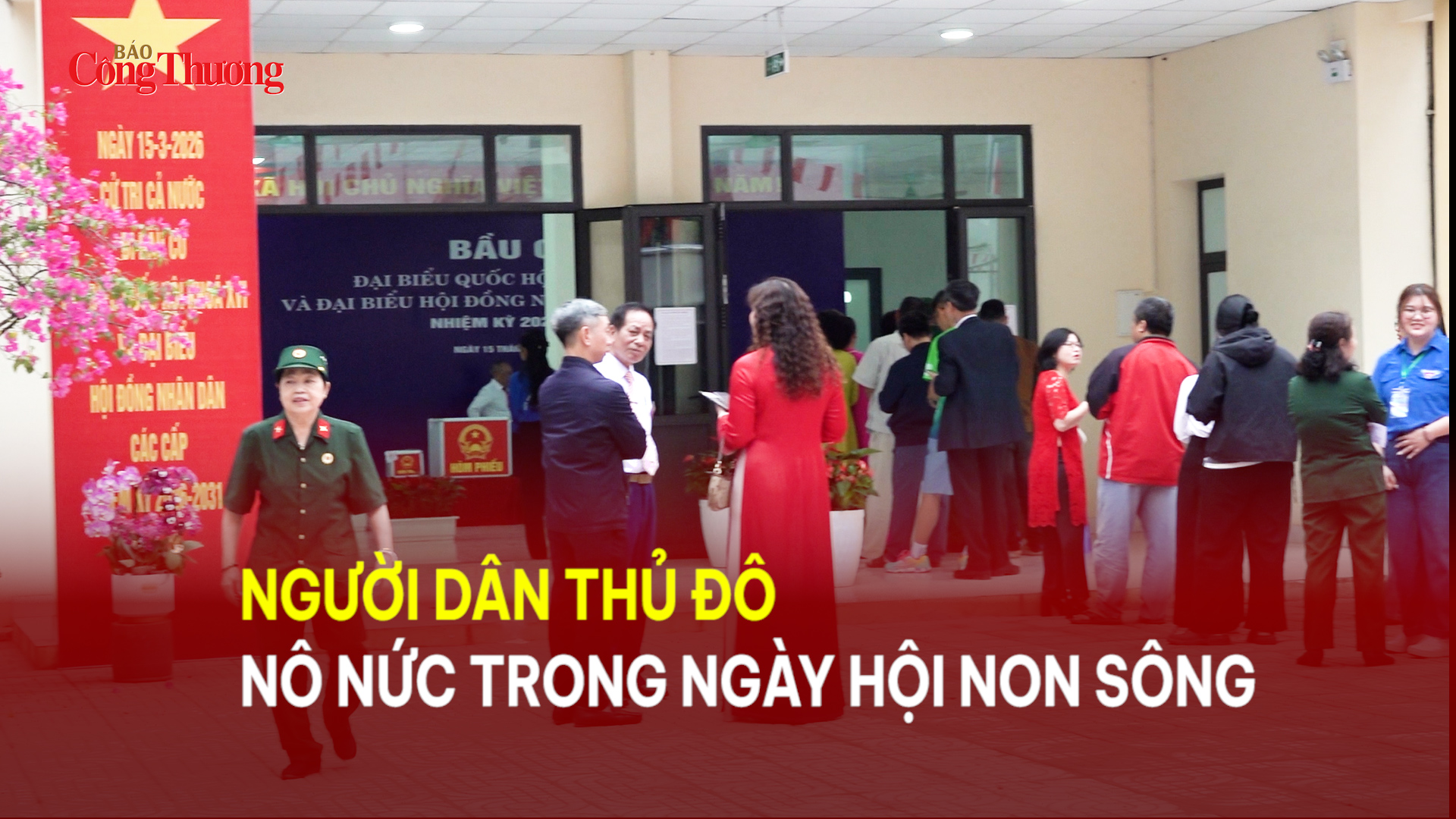 Người dân Thủ đô nô nức trong 'Ngày hội non sông'