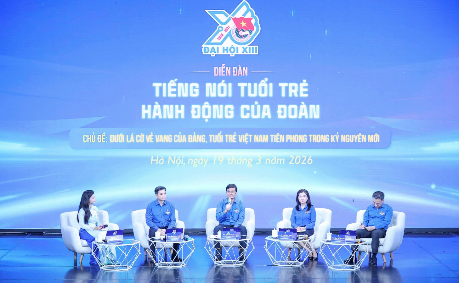 Dưới lá cờ vẻ vang của Ðảng, tuổi trẻ Việt Nam tiên phong trong kỷ nguyên mới 