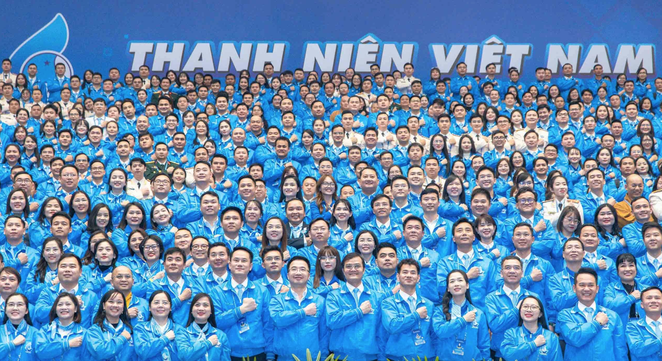 Trung ương Đoàn không tiếp khách, nhận hoa chúc mừng ngày 26/3