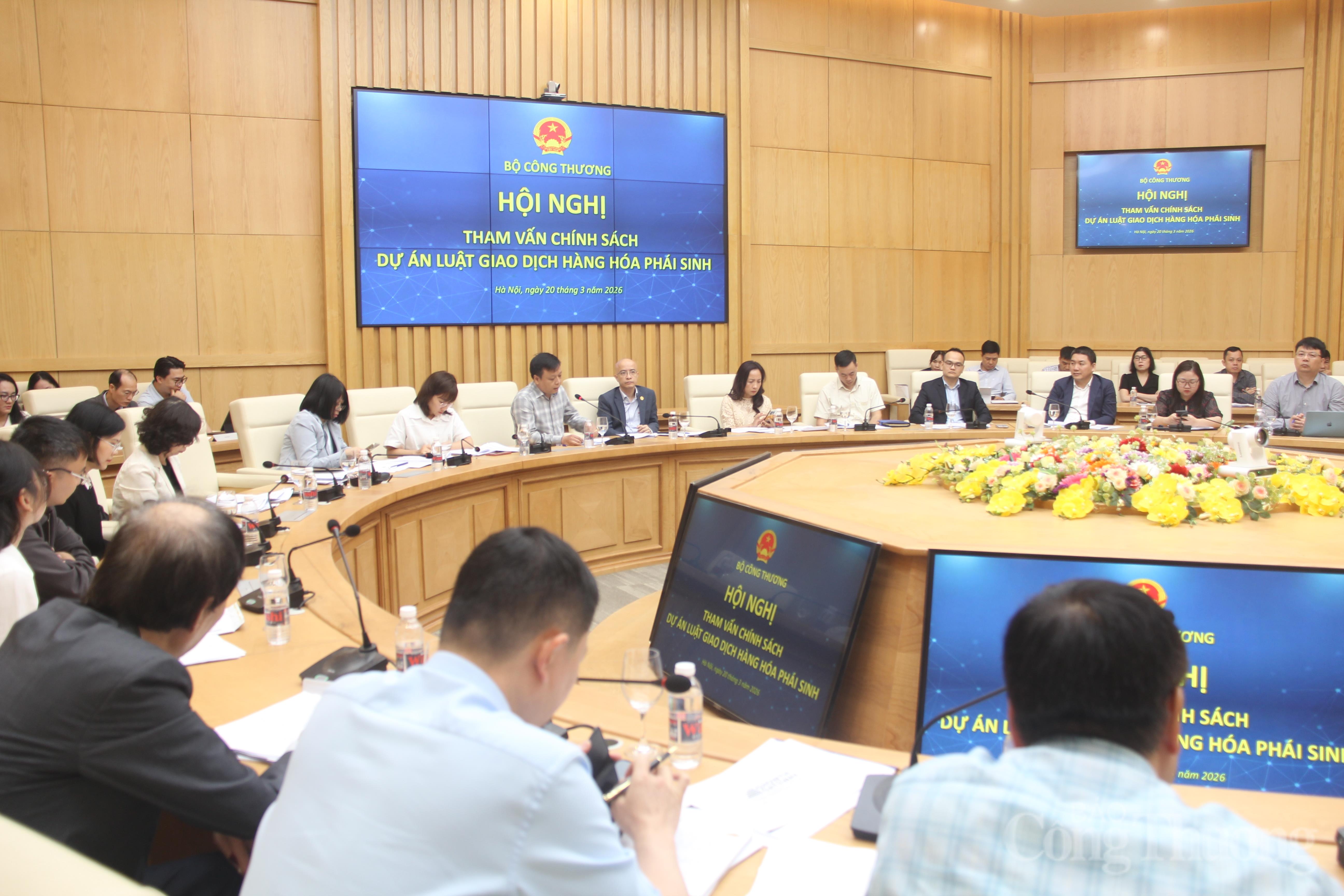 Các chuyên gia, doanh nghiệp góp ý Luật Giao dịch hàng hóa phái sinh