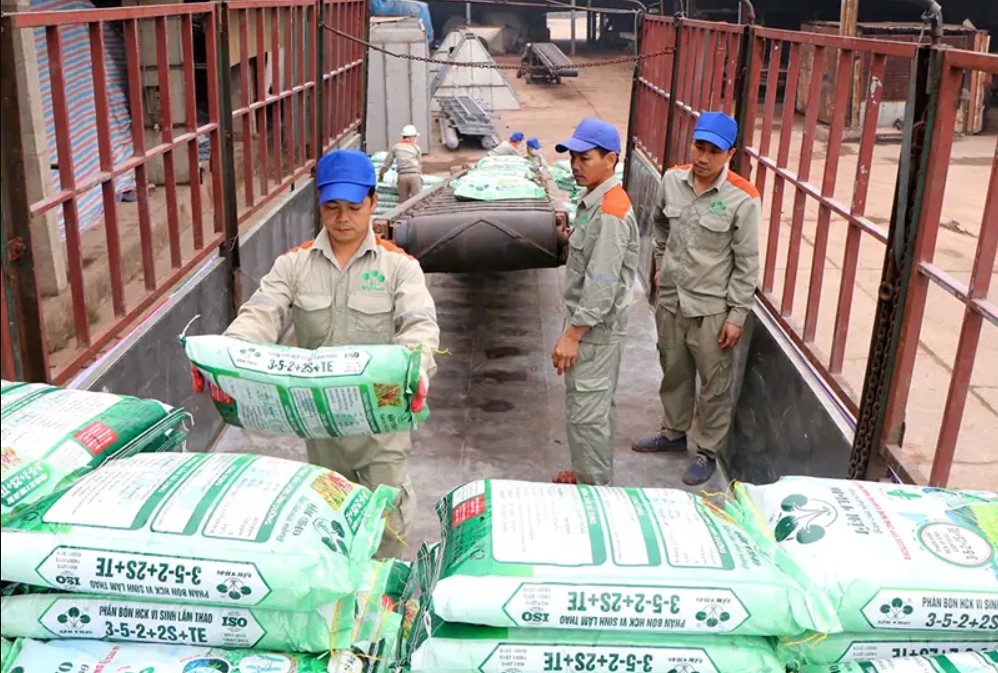 Doanh nghiệp phân bón ứng phó 'sóng giá' từ xung đột Trung Đông