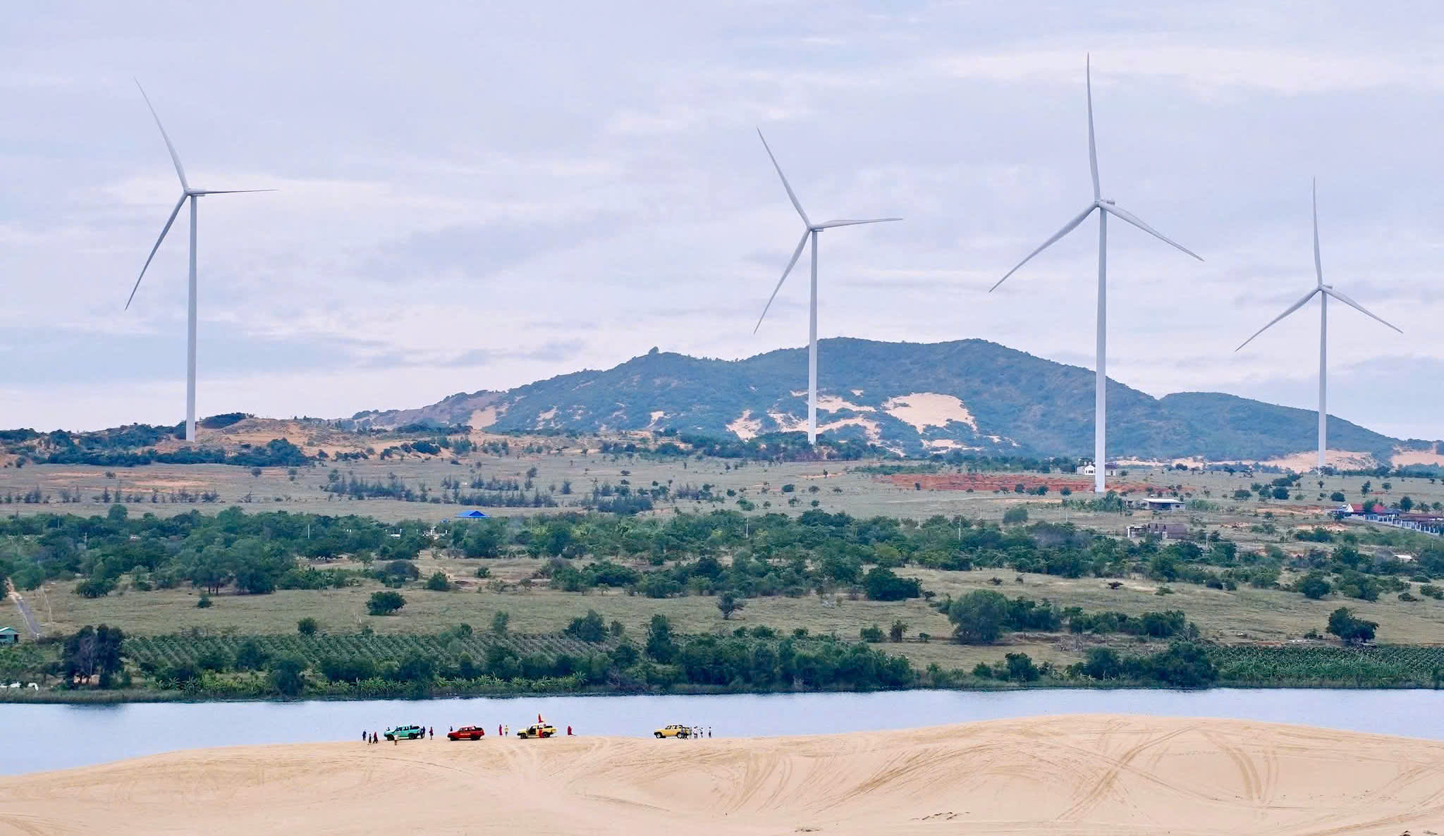 Lâm Đồng tập trung tháo gỡ khó khăn các dự án điện