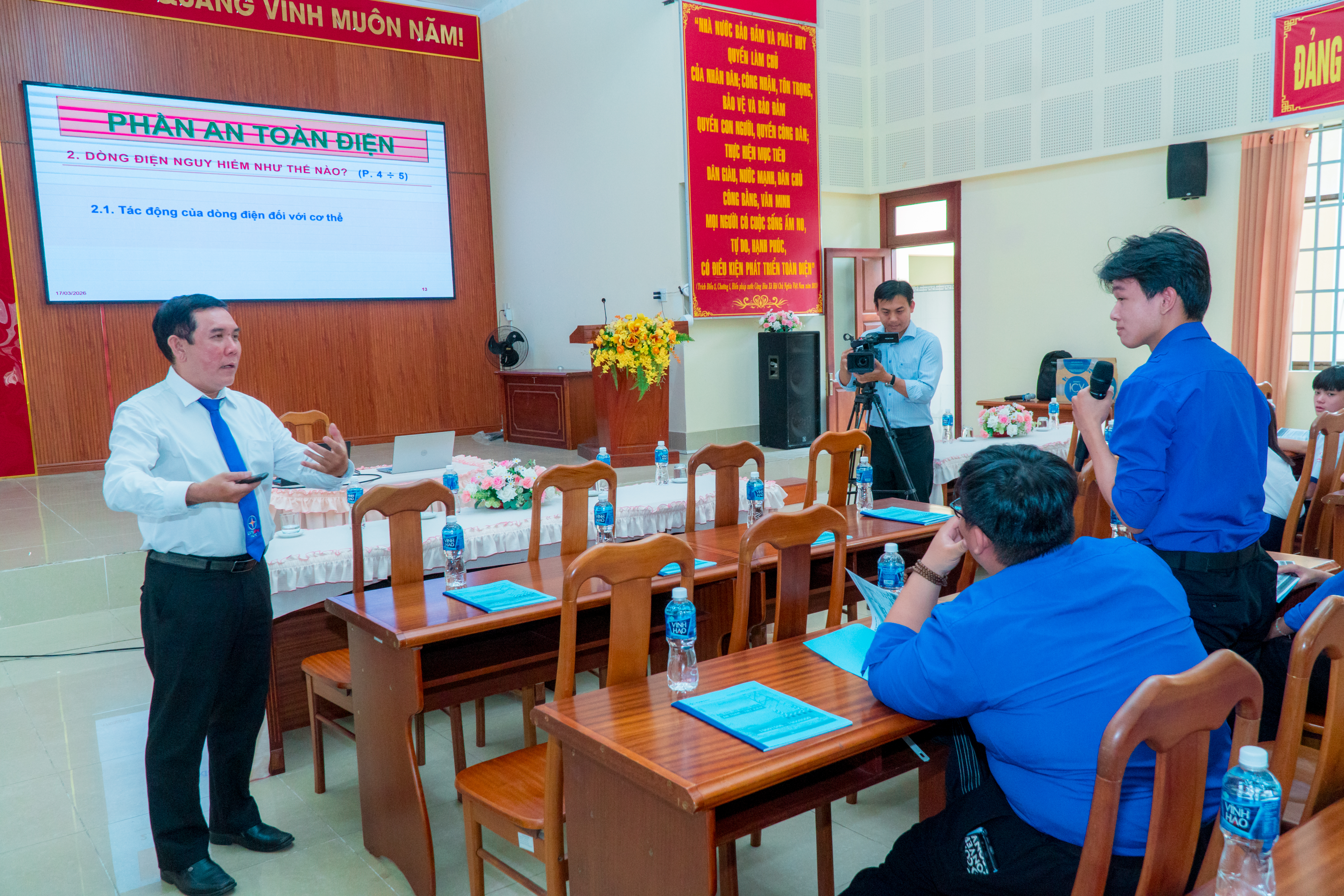 Tây Ninh: Tích cực tuyên truyền sử dụng điện an toàn, tiết kiệm