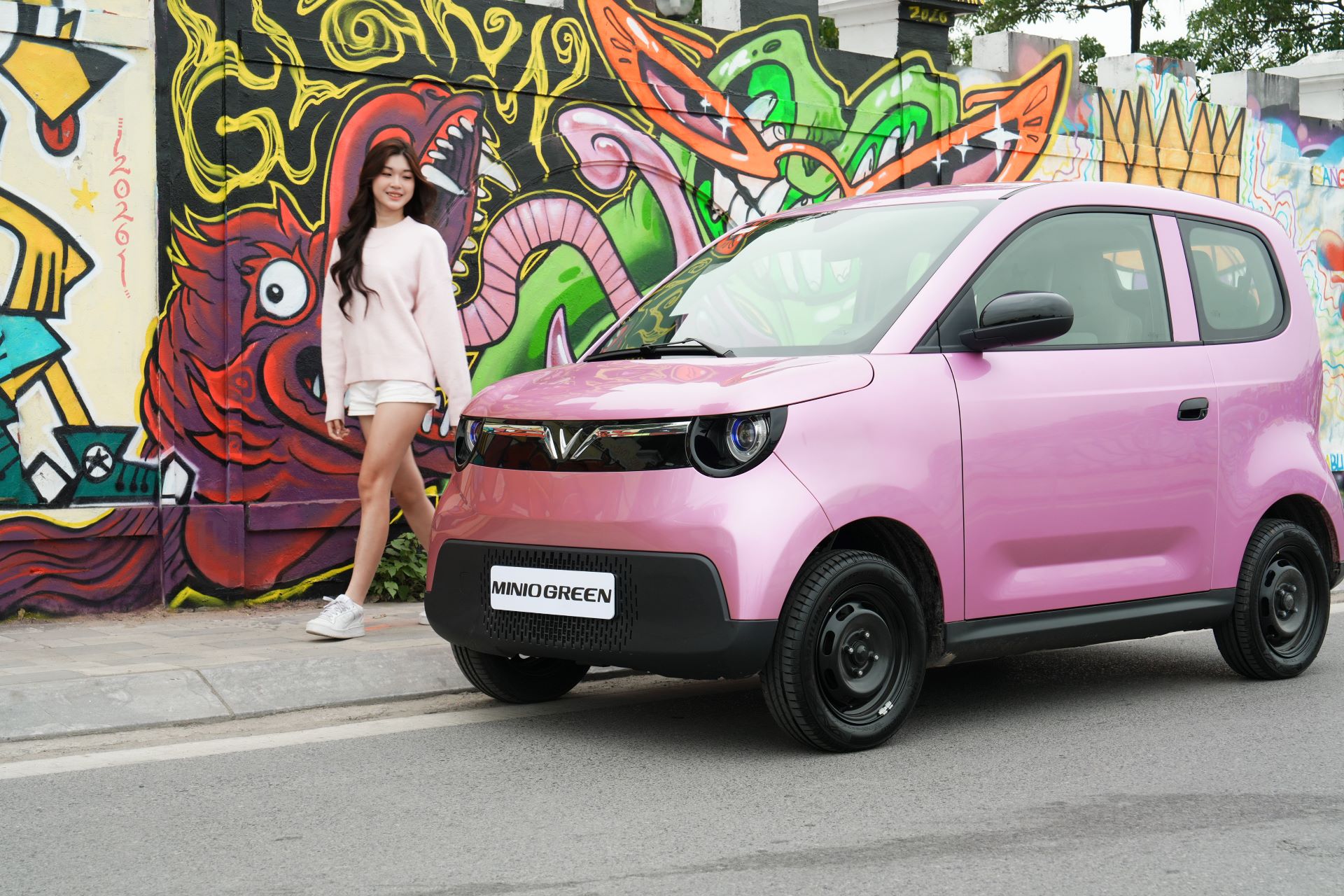 Từ xe xăng sang Minio Green, tài xế công nghệ tăng thu nhập