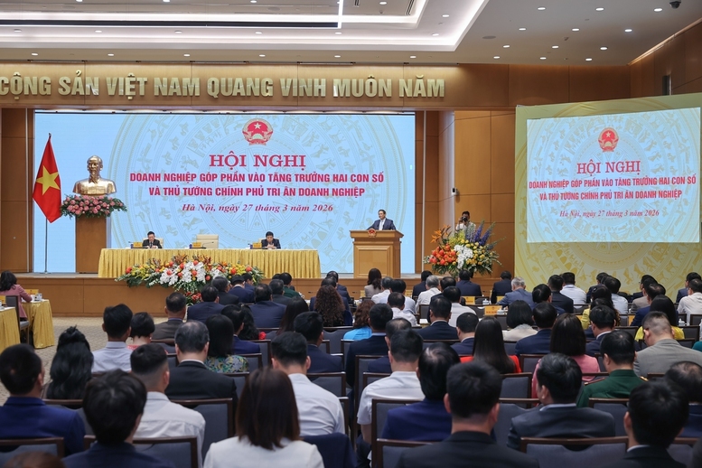 Thủ tướng: Doanh nghiệp là trung tâm để đạt tăng trưởng từ 10% trở lên