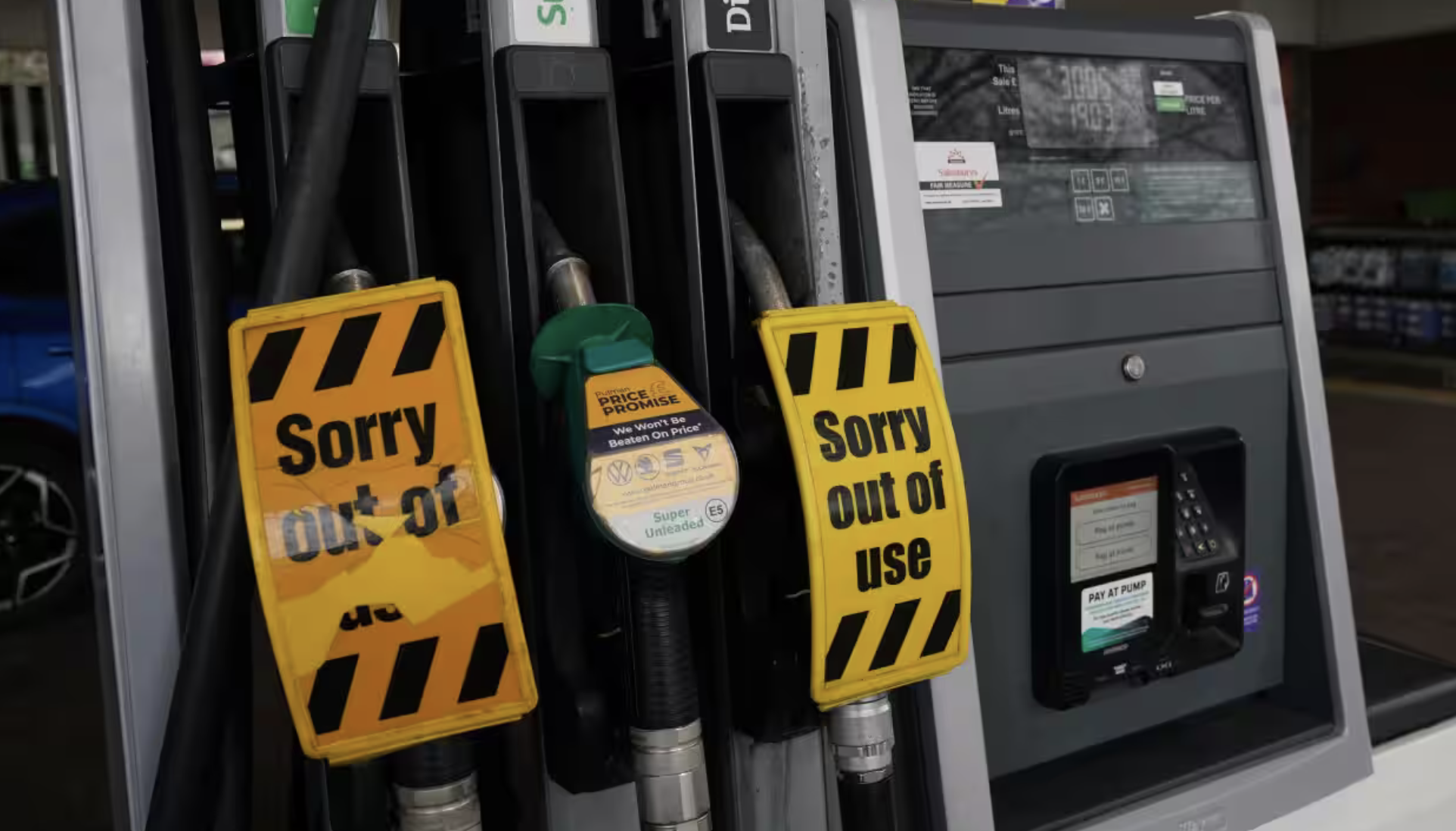 Các nước G7 tìm biện pháp hạ nhiệt đà tăng mạnh của giá dầu và khí đốt