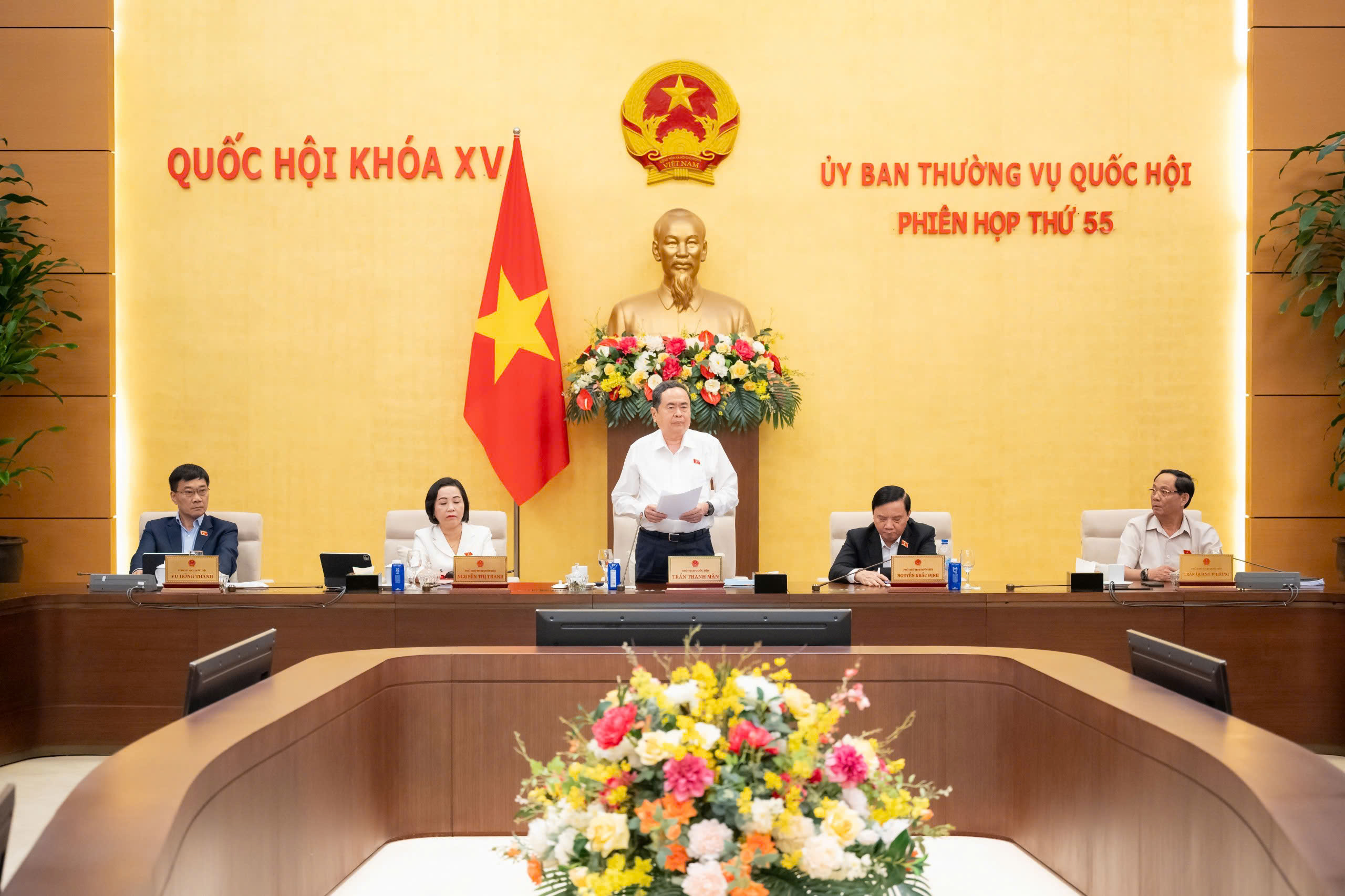 Phiên họp thứ 56 của Ủy ban Thường vụ Quốc hội xem xét nhiều nội dung