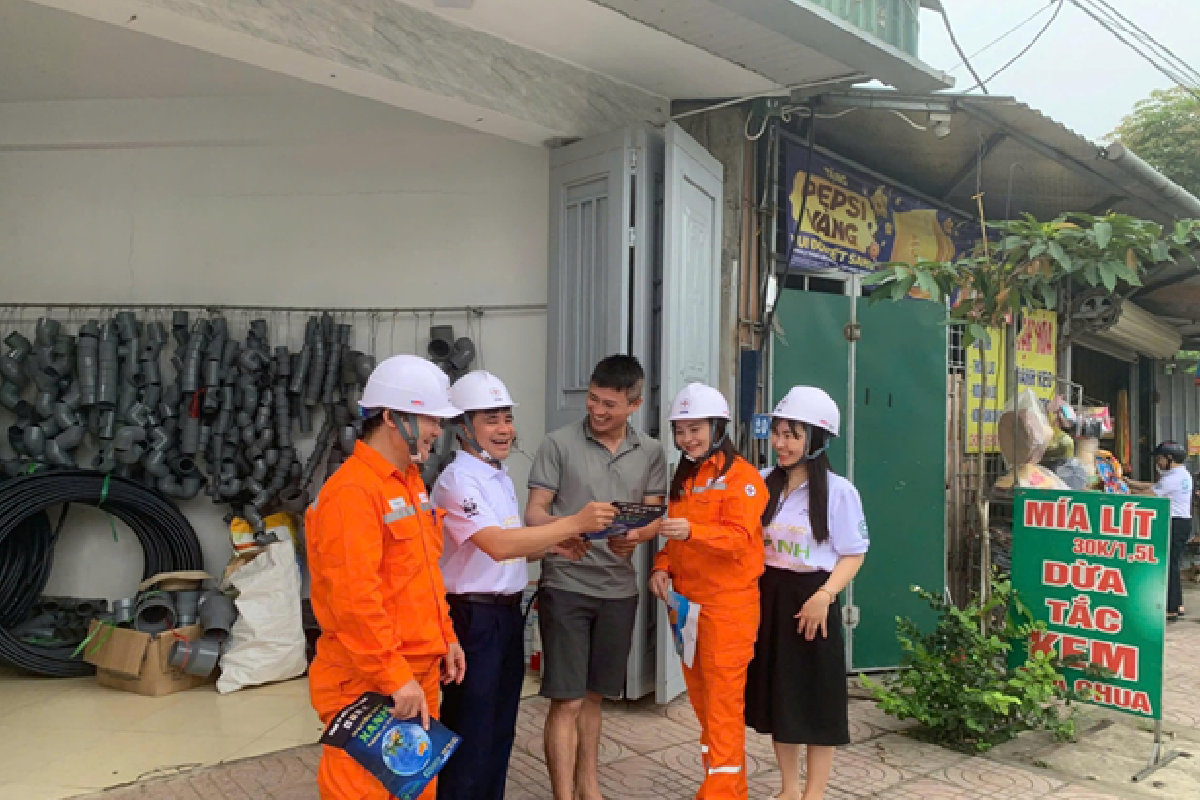 'Hạ nhiệt' hệ thống điện mùa nắng nóng nhờ điều chỉnh phụ tải