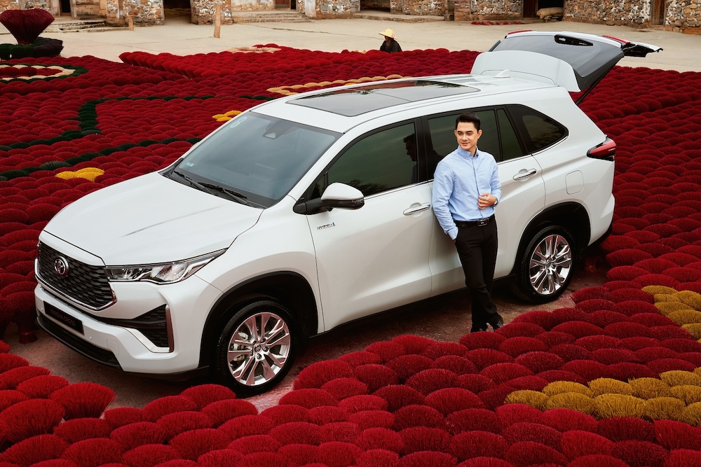 Thị trường ô tô tháng 4 tăng tốc, xe hybrid bùng nổ với ưu đãi dồn dập