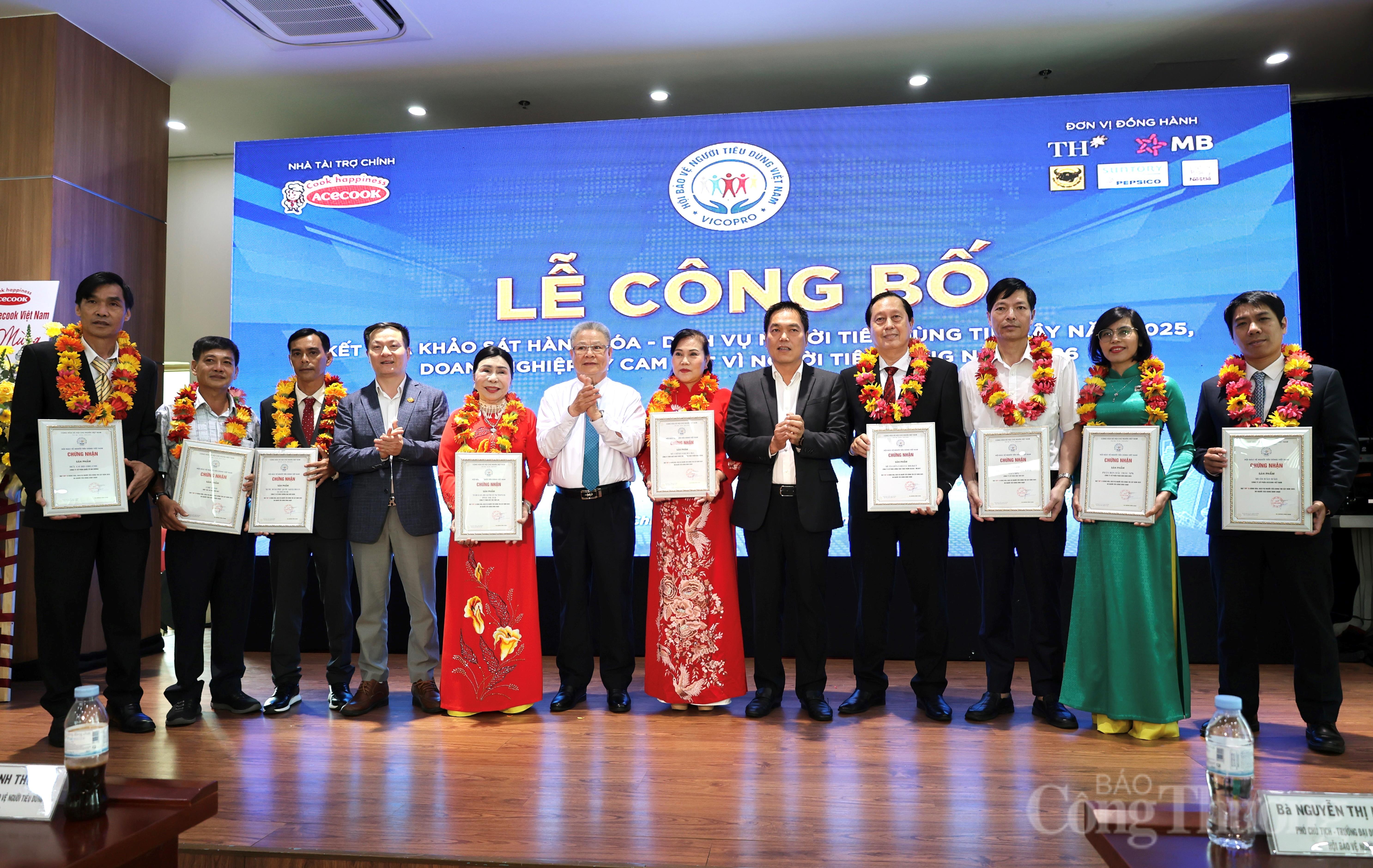 Khi người tiêu dùng 'chấm điểm': Thước đo cho chất lượng doanh nghiệp