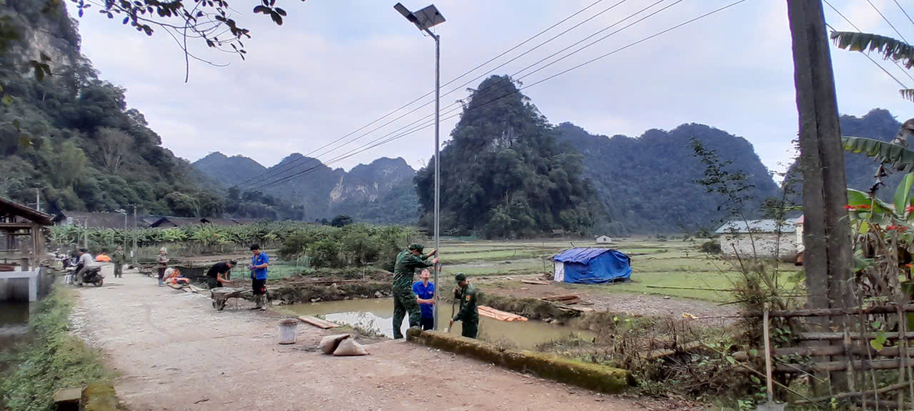 Tạo sinh kế, vun đắp thế trận lòng dân nơi biên cương