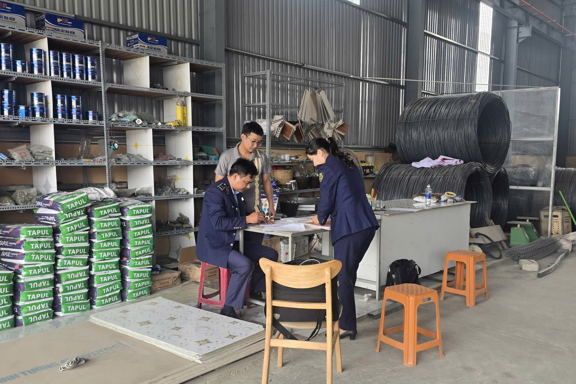 Đà Nẵng: Xử phạt 3 doanh nghiệp kinh doanh vàng bạc, vật liệu xây dựng