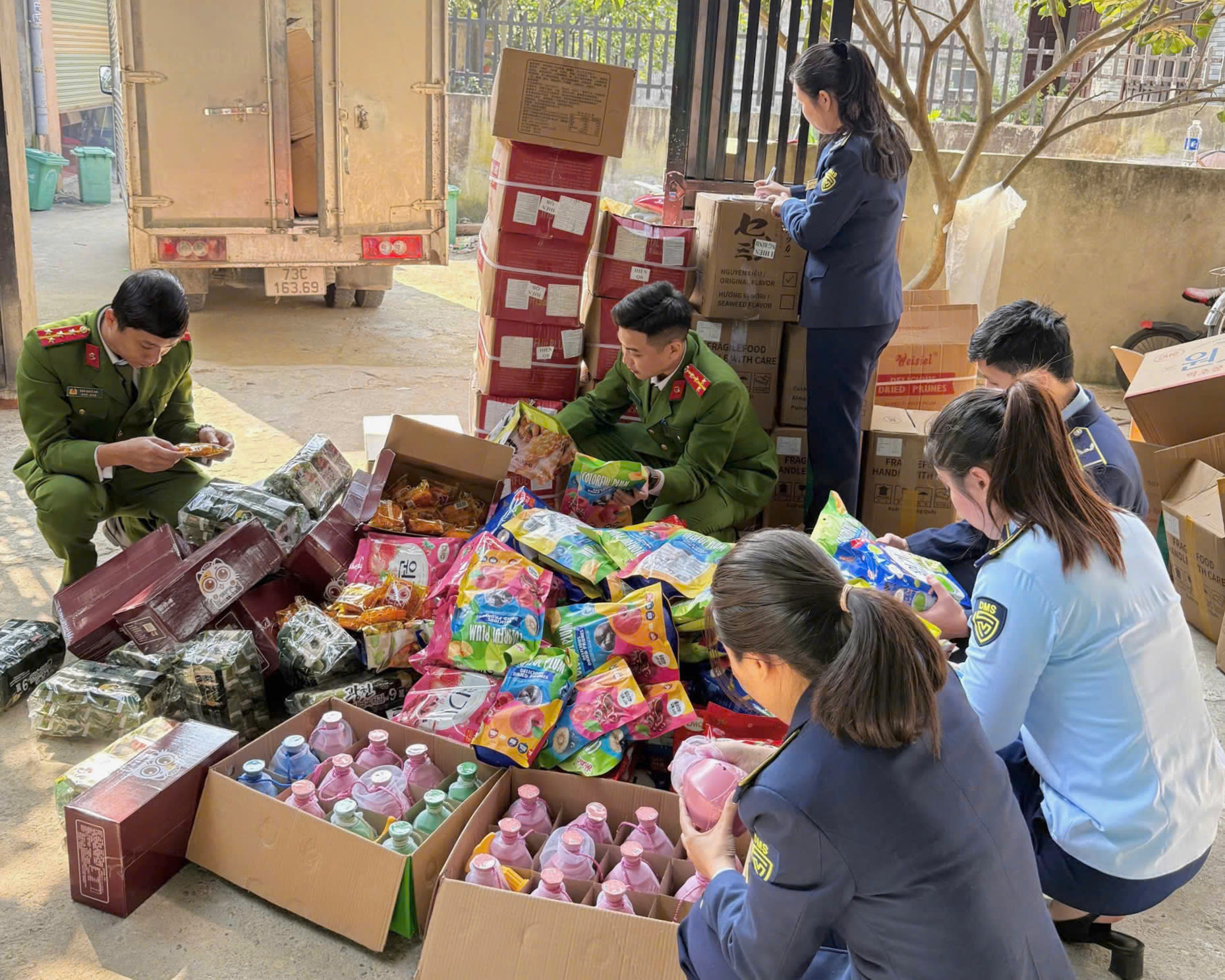 Quảng Trị: Siết kiểm tra, xử lý mạnh tay hàng giả, hàng nhái