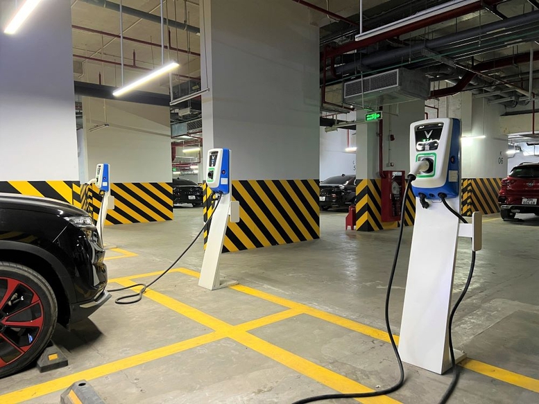 Lào Cai: Thúc đẩy phát triển trạm sạc xe điện tại khu chung cư     