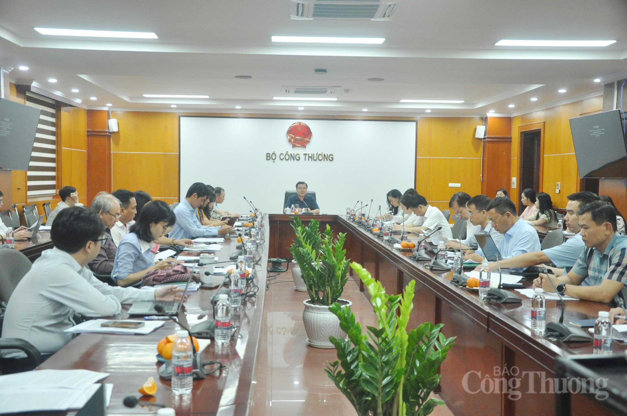 Họp Tổ điều hành thị trường trong nước thường kỳ quý I năm 2026