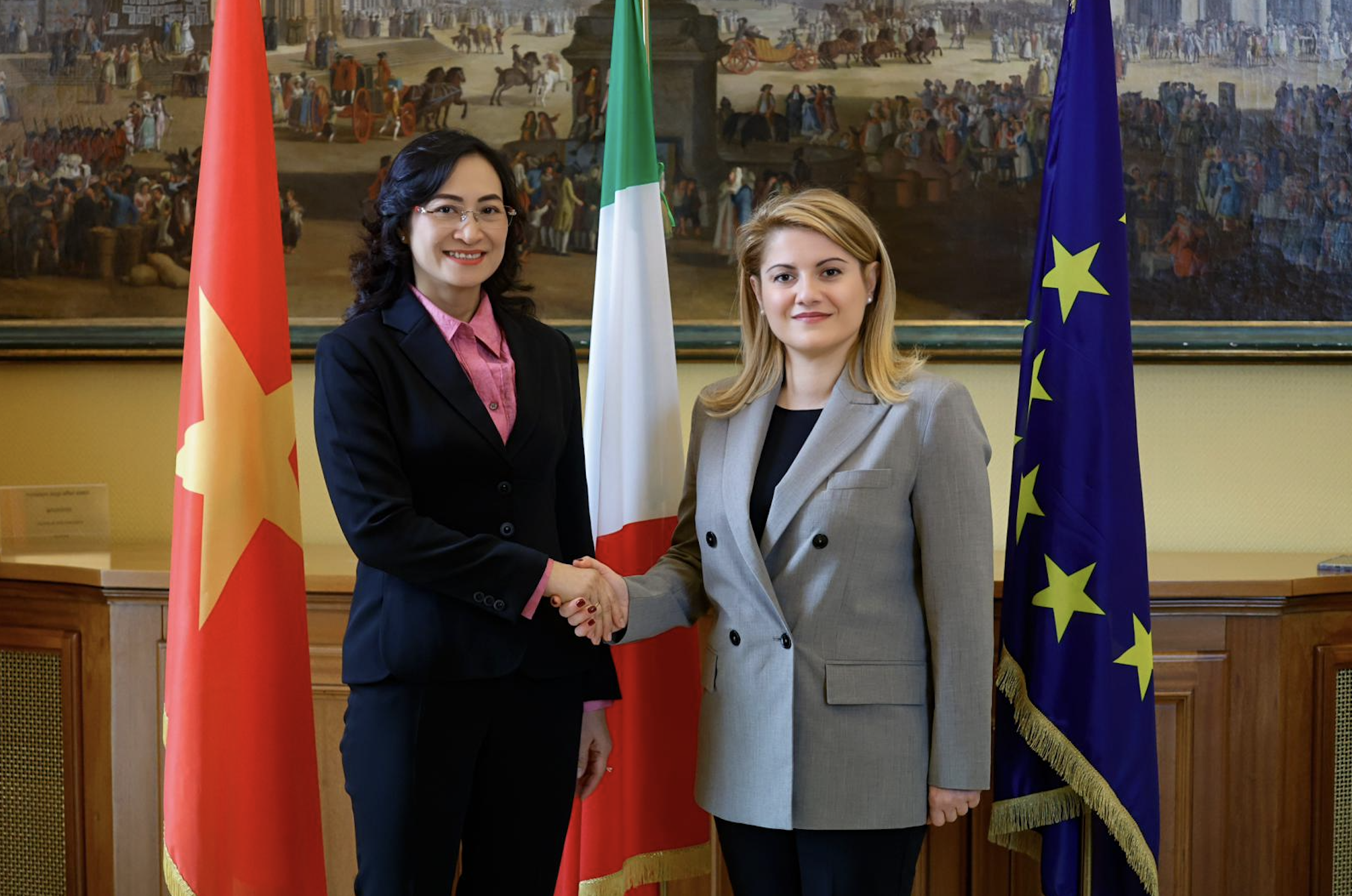 Việt Nam - Italia thúc đẩy quan hệ hợp tác kinh tế lên tầm cao mới
