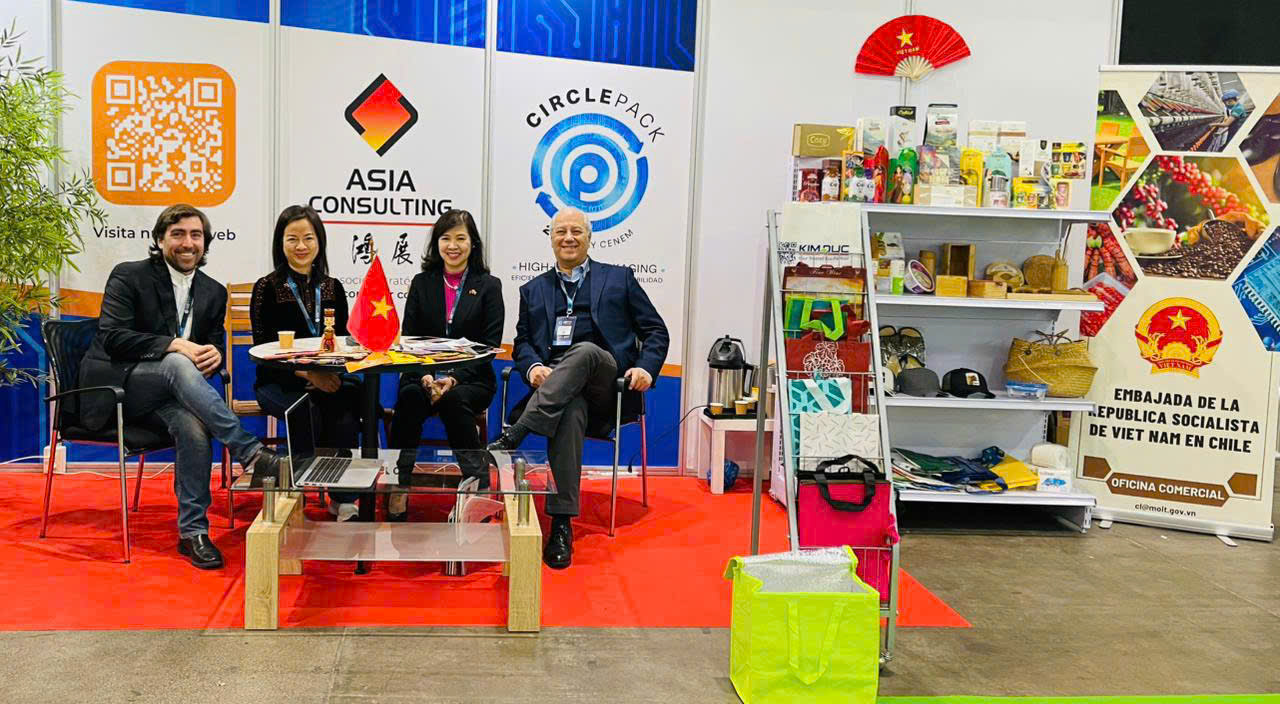 Hàng Việt tạo dấu ấn tại Hội chợ Circlepack 2026 ở Chile