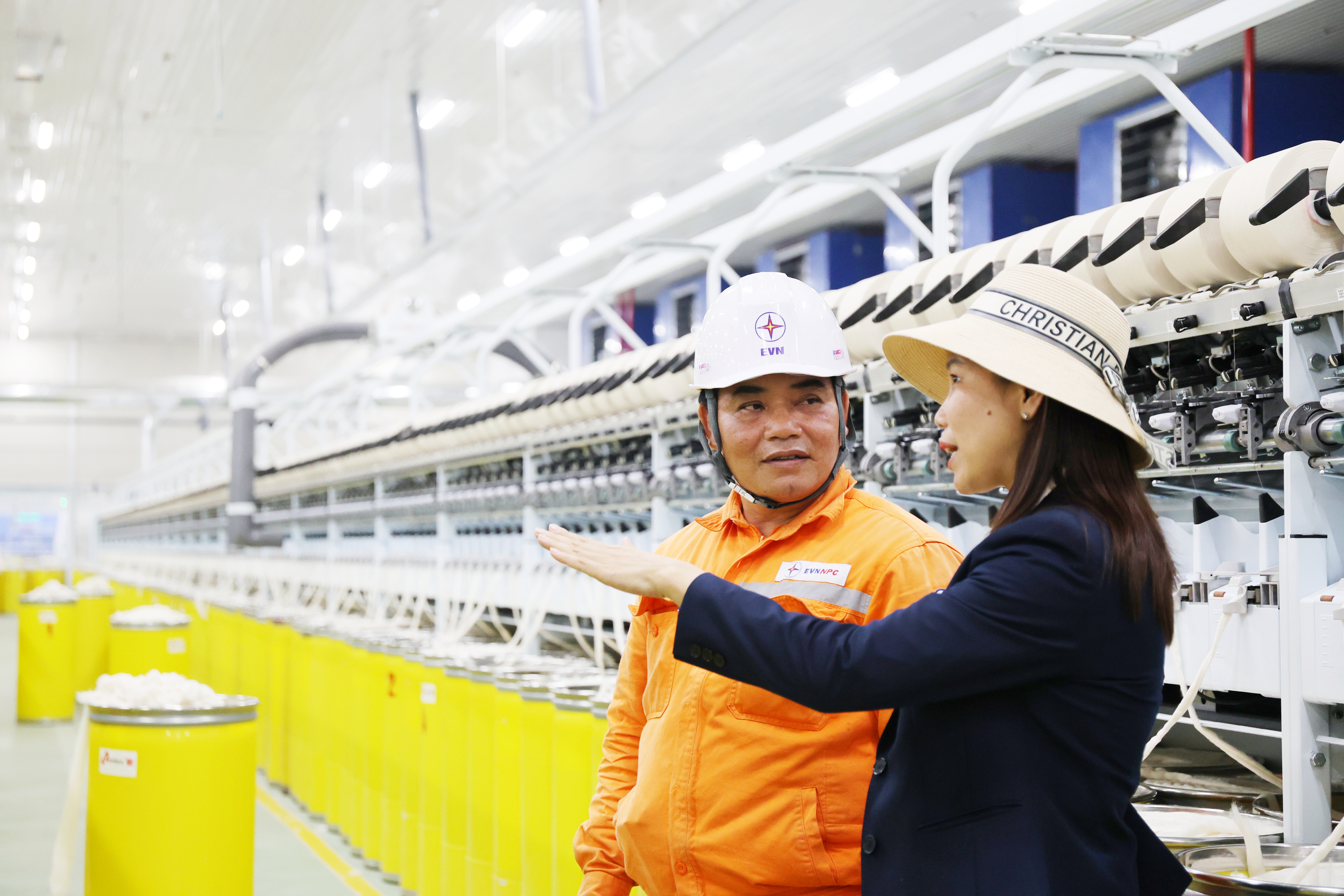 Doanh nghiệp sản xuất công nghiệp Hà Tĩnh chủ động giải pháp tiết kiệm điện